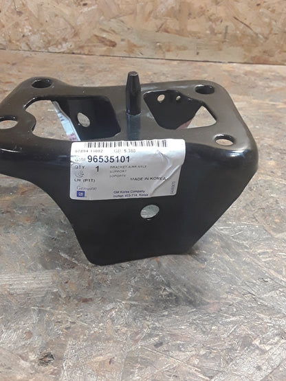 Chevrolet Aveo Hinterradaufhängung Achsträgerhalterung links original GM NEU