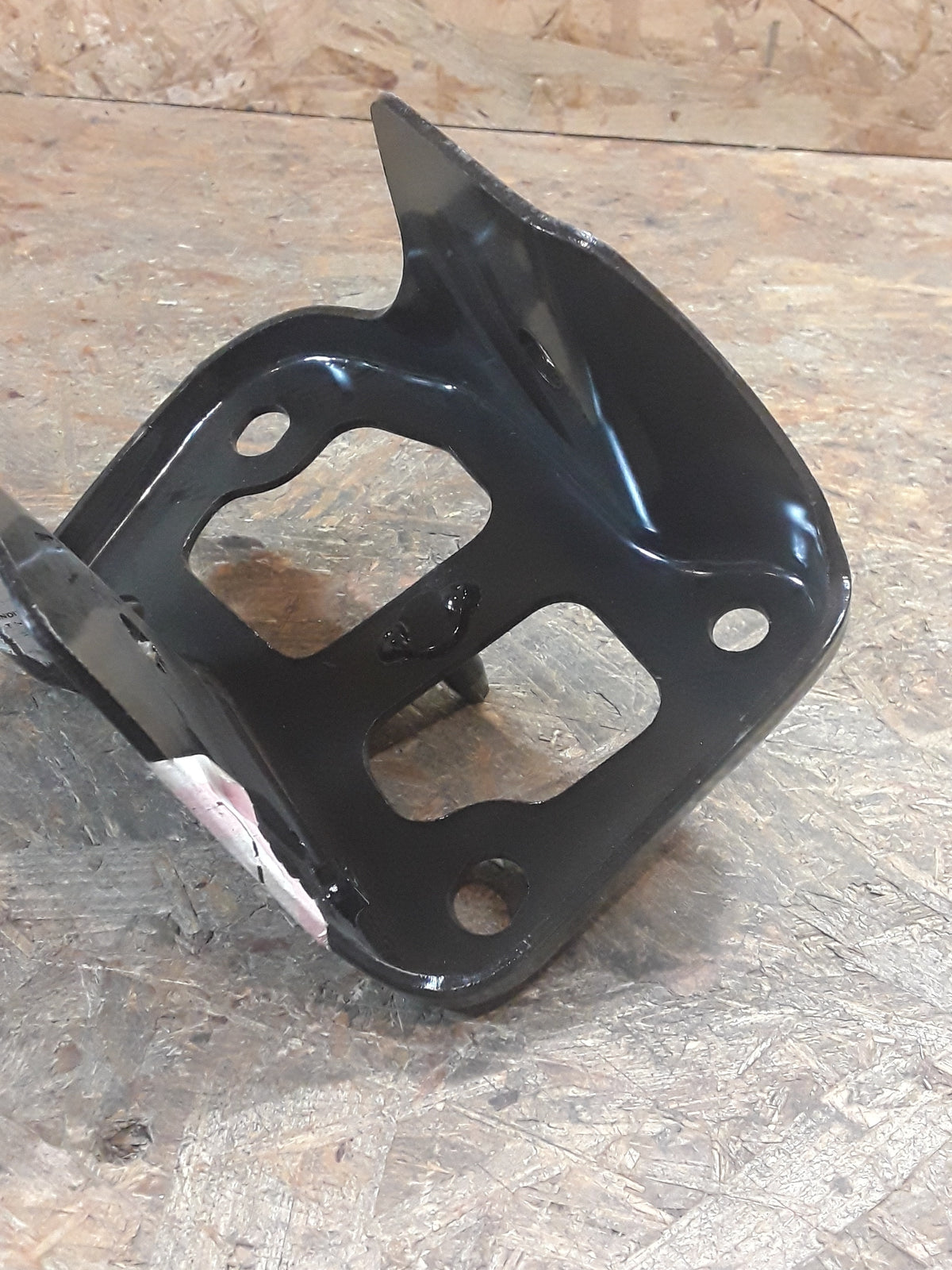 Chevrolet Aveo Hinterradaufhängung Achsträgerhalterung links original GM NEU