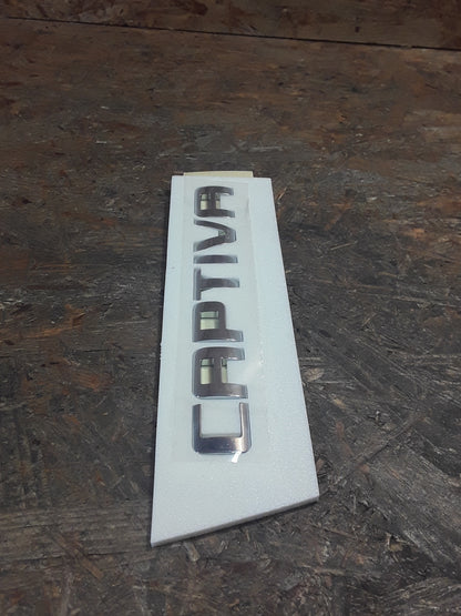 Chevrolet Captiva Heckklappenemblem original GM NEU