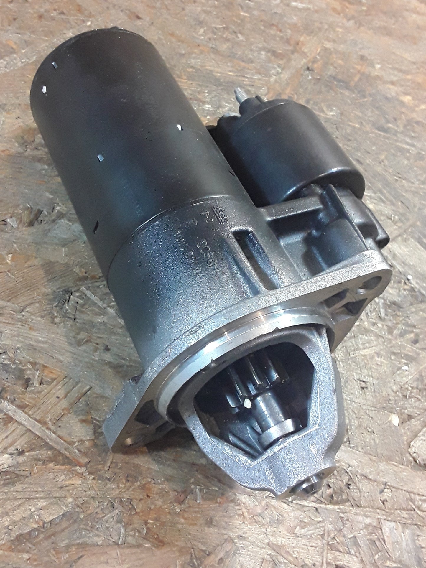 Ford Granada 2.0/ Scorpio 2.0,1.8/ Sierra 2.0,1.8 Anlasser original Bosch NEU