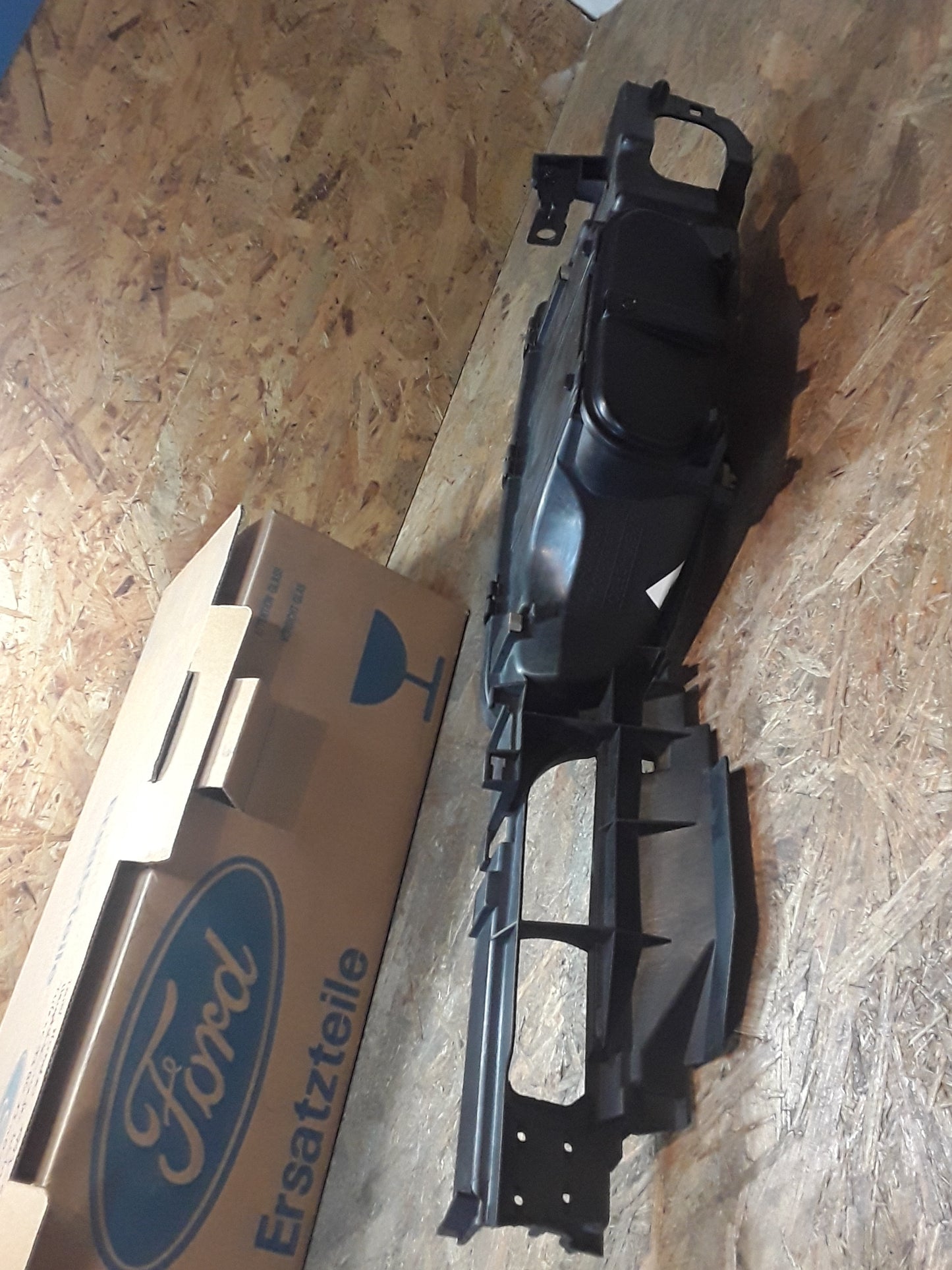 Ford Mondeo Bj 93-96 Hauptscheinwerfer links original Ford GEBRAUCHT