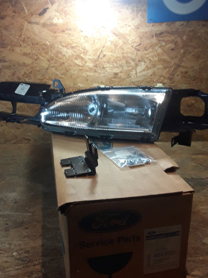 Ford Mondeo 93-96 Hauptscheinwerfer links original Ford NEU