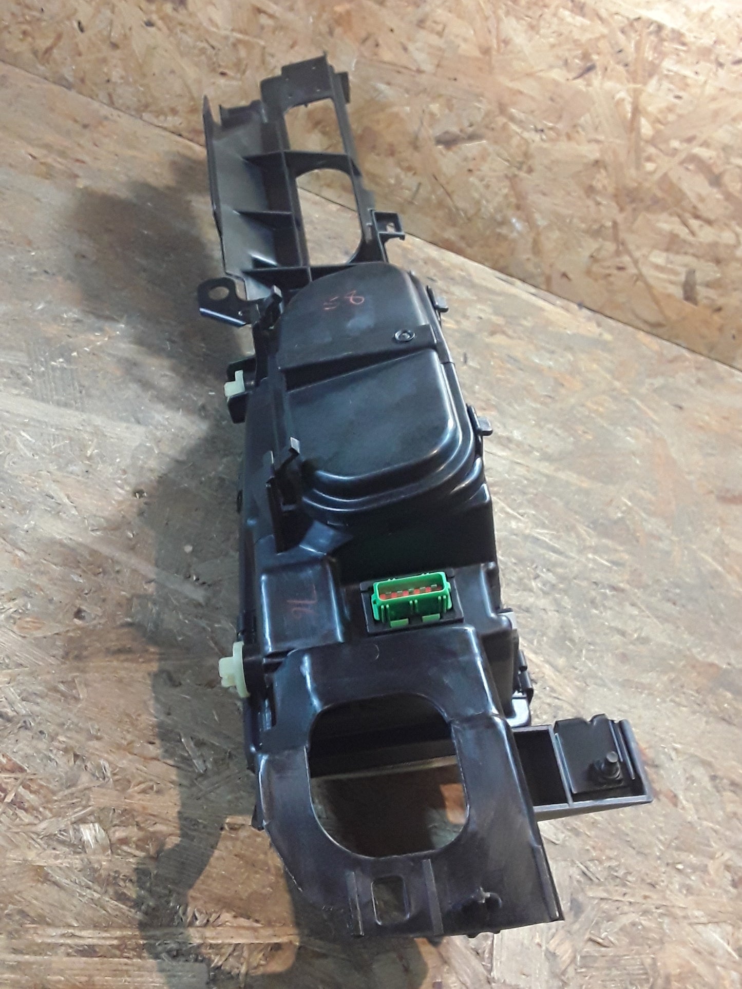Ford Mondeo 93-96 Hauptscheinwerfer links original Ford NEU