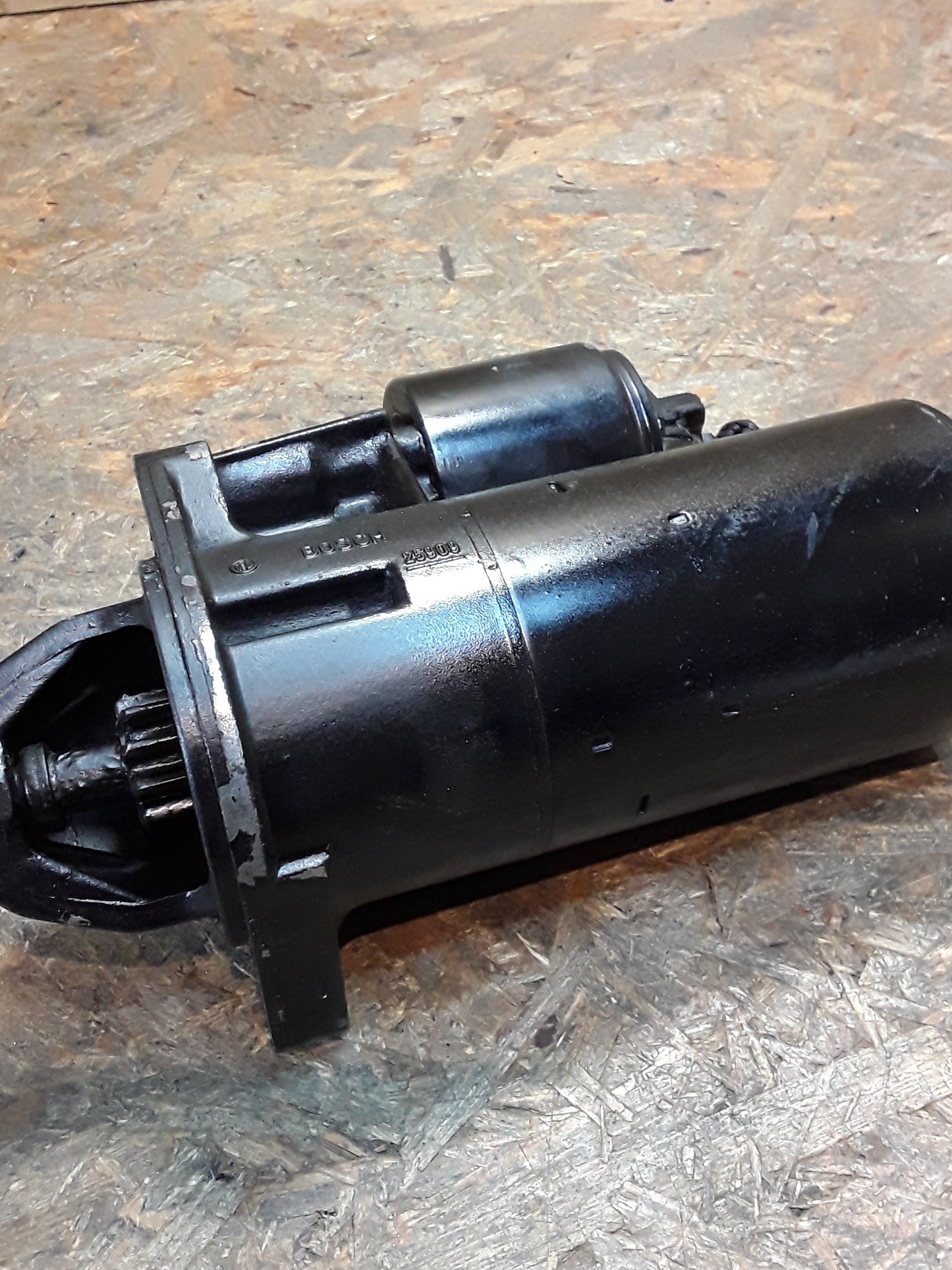 Ford Fiesta Escort/ Orion Anlasser 12V 1.7KW original Bosch NEU