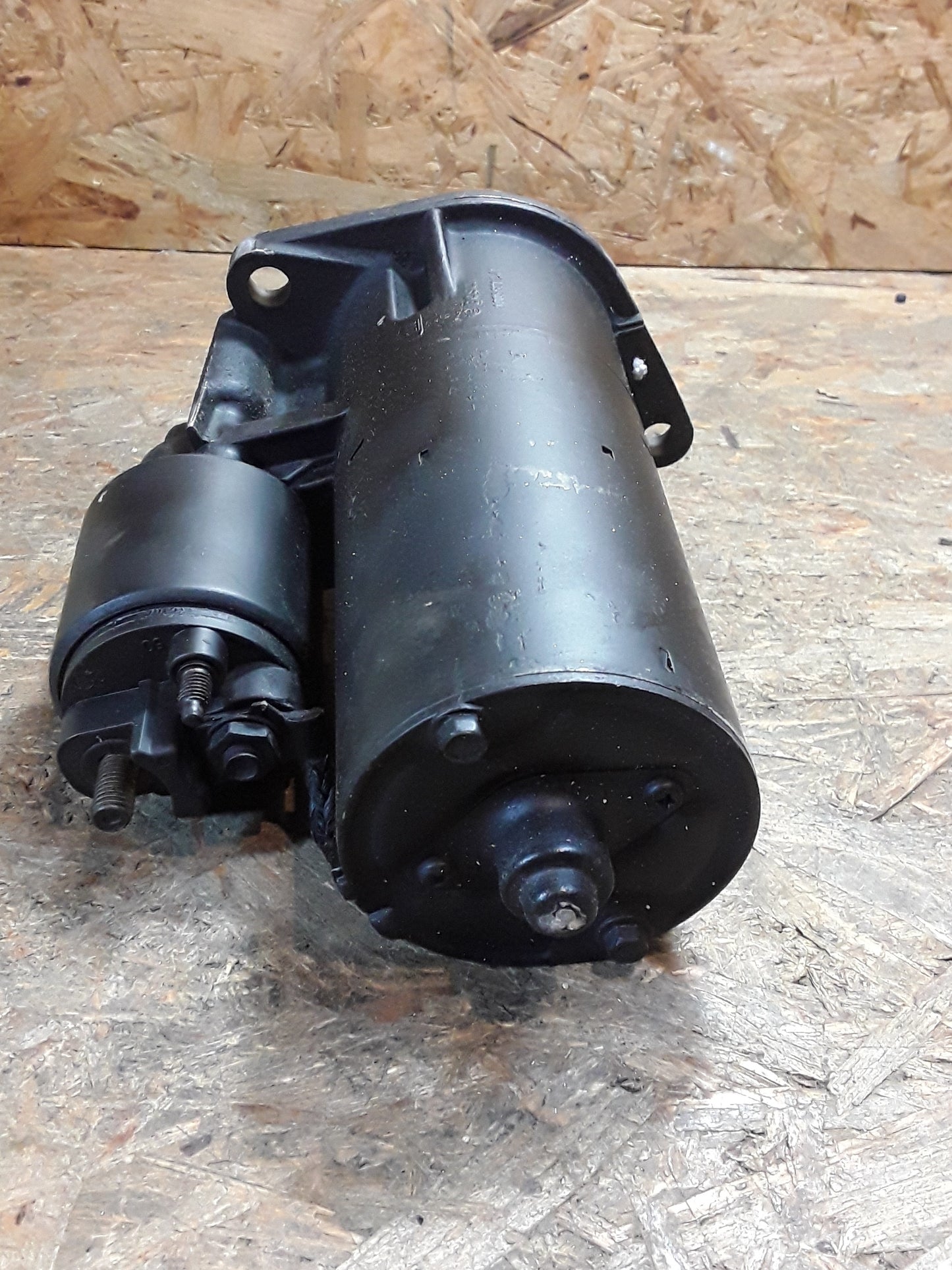Ford Granada/ Scorpio/ Sierra Anlasser 12V 1.4KW original Bosch NEU