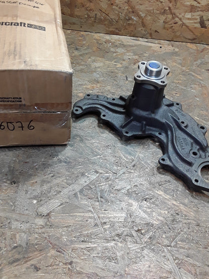 Ford Sierra Bj 84-88 2.0-2.8i/ 66-110KW Wasserpumpe original Ford NEU