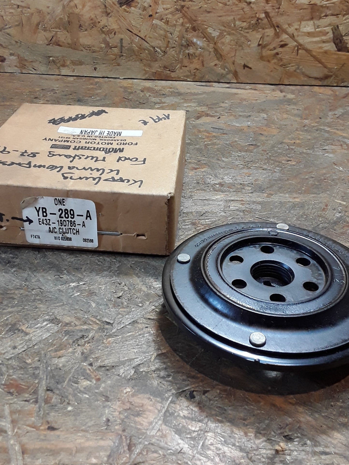 Ford Mustang Bj 87-93 Kupplung Klimakompressor original Ford NEU