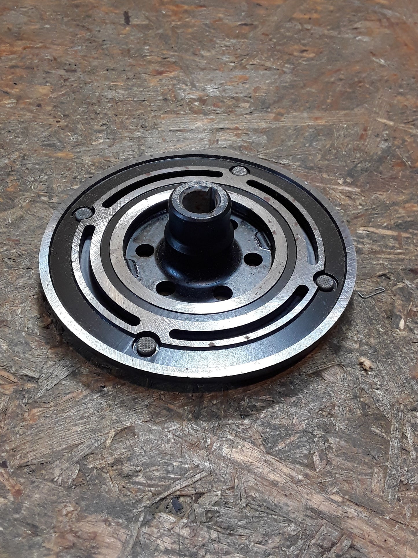 Ford Mustang Bj 87-93 Kupplung Klimakompressor original Ford NEU