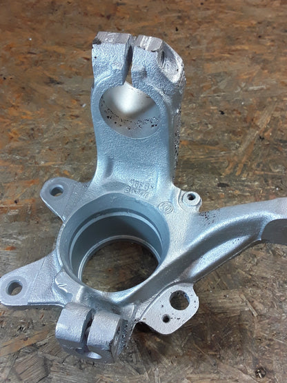 Ford Fiesta Bj 95-99 Nabe vorne rechts original Ford NEU