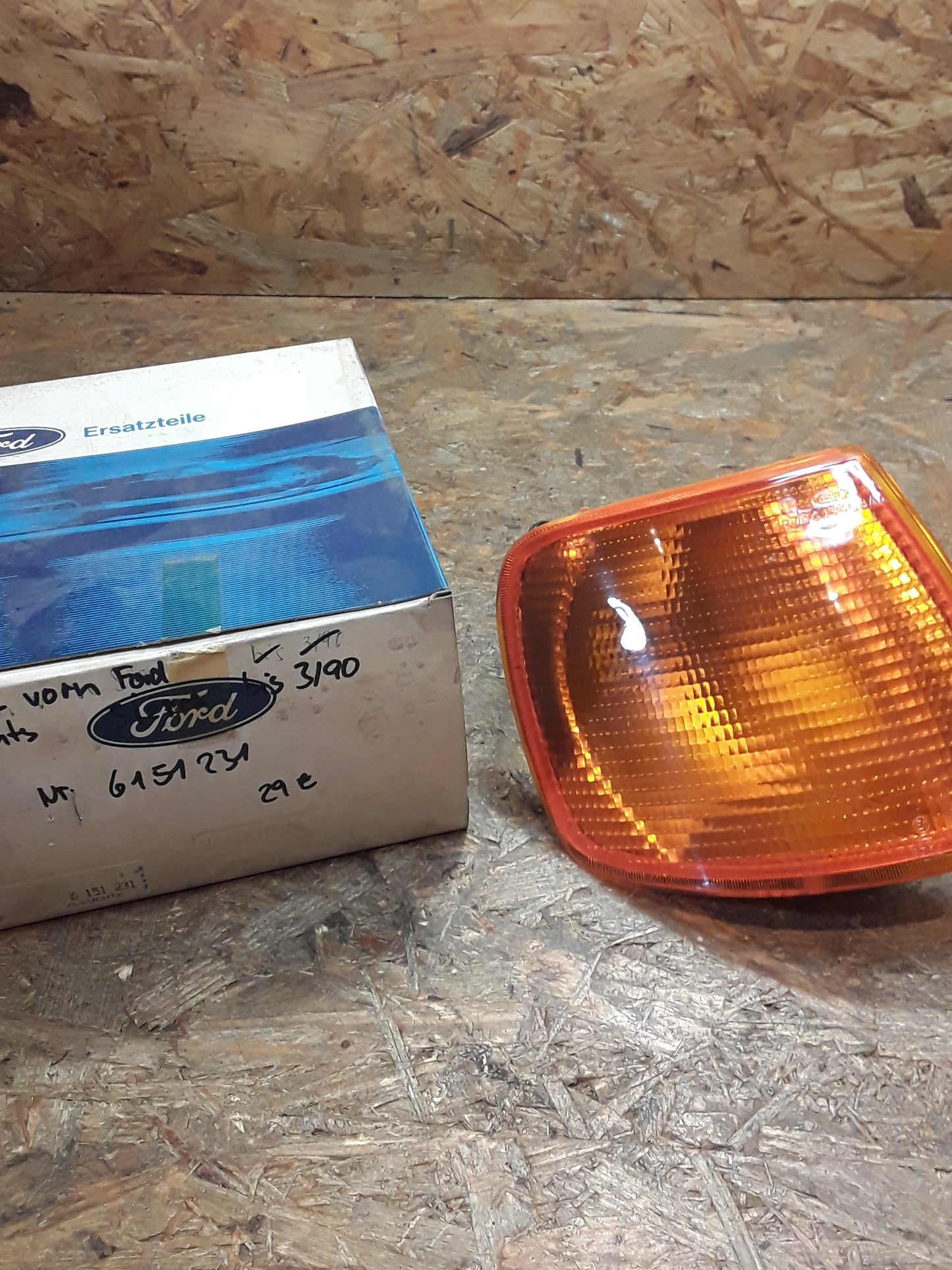 Ford Sierra bis Bj 03.90 Blinker vorne rechts original Ford NEU