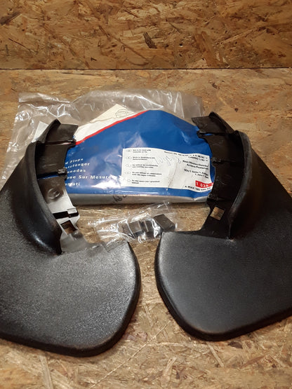 Ford Escort 3D,5D 8.92- 4D 08.93/ Cabrio 01.93 Schmutzfänger hinten original Ford NEU