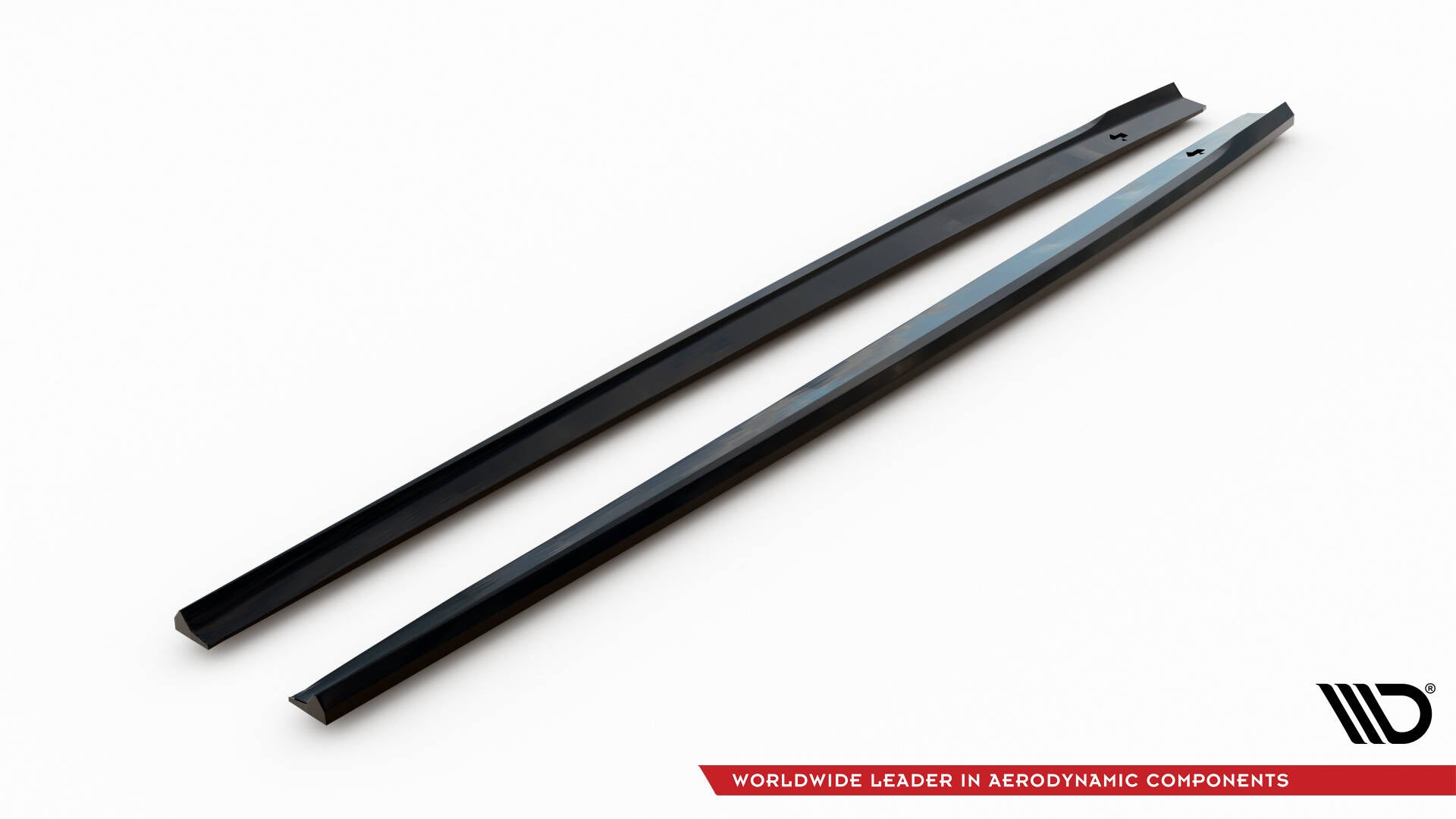 Maxton Seitenschweller Ansatz für V.2 für Audi RS3 Limousine 8V Facelift schwarz Hochglanz