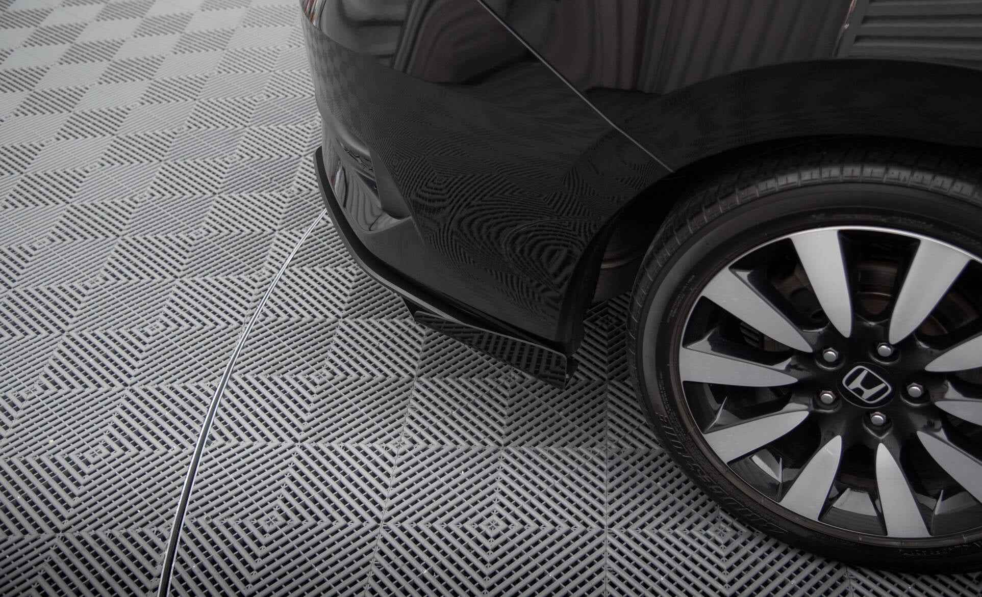 Maxton Hintere Seiten Flaps für Honda Civic Mk10 schwarz Hochglanz