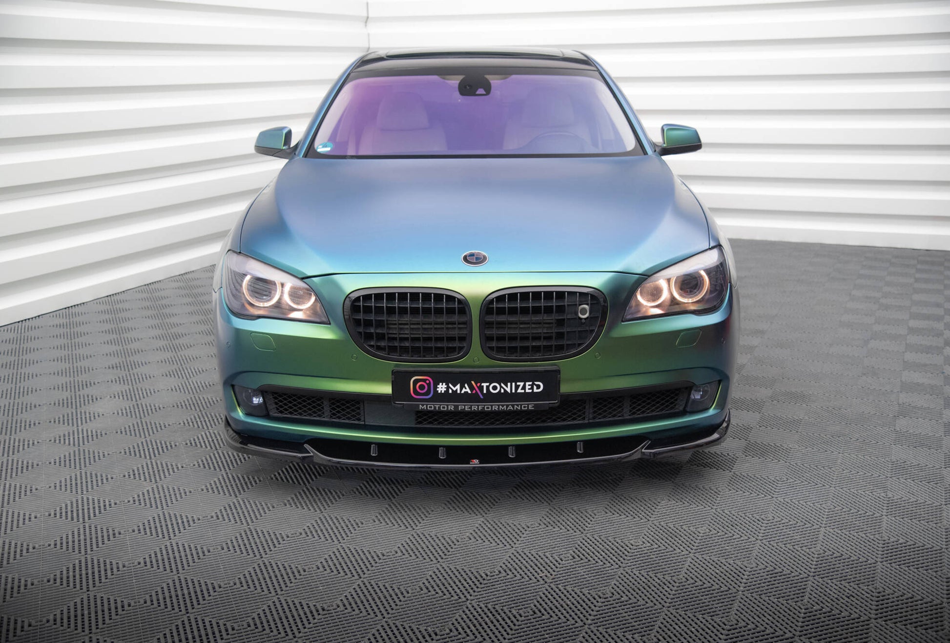 Maxton Front Ansatz V.1 für BMW 7 F01 schwarz Hochglanz