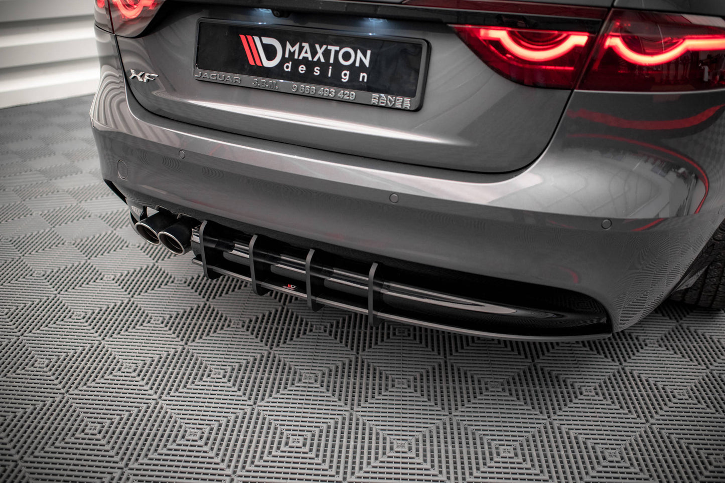 Maxton Street Pro Heckschürze für Jaguar XF R-Sport Mk2