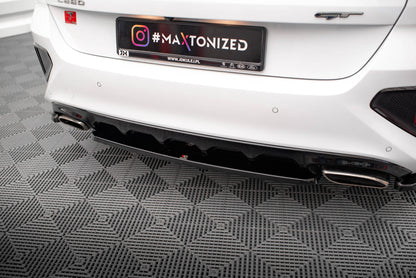 Maxton Mittlerer Diffusor Heck Ansatz für Kia Ceed GT Mk3  schwarz Hochglanz