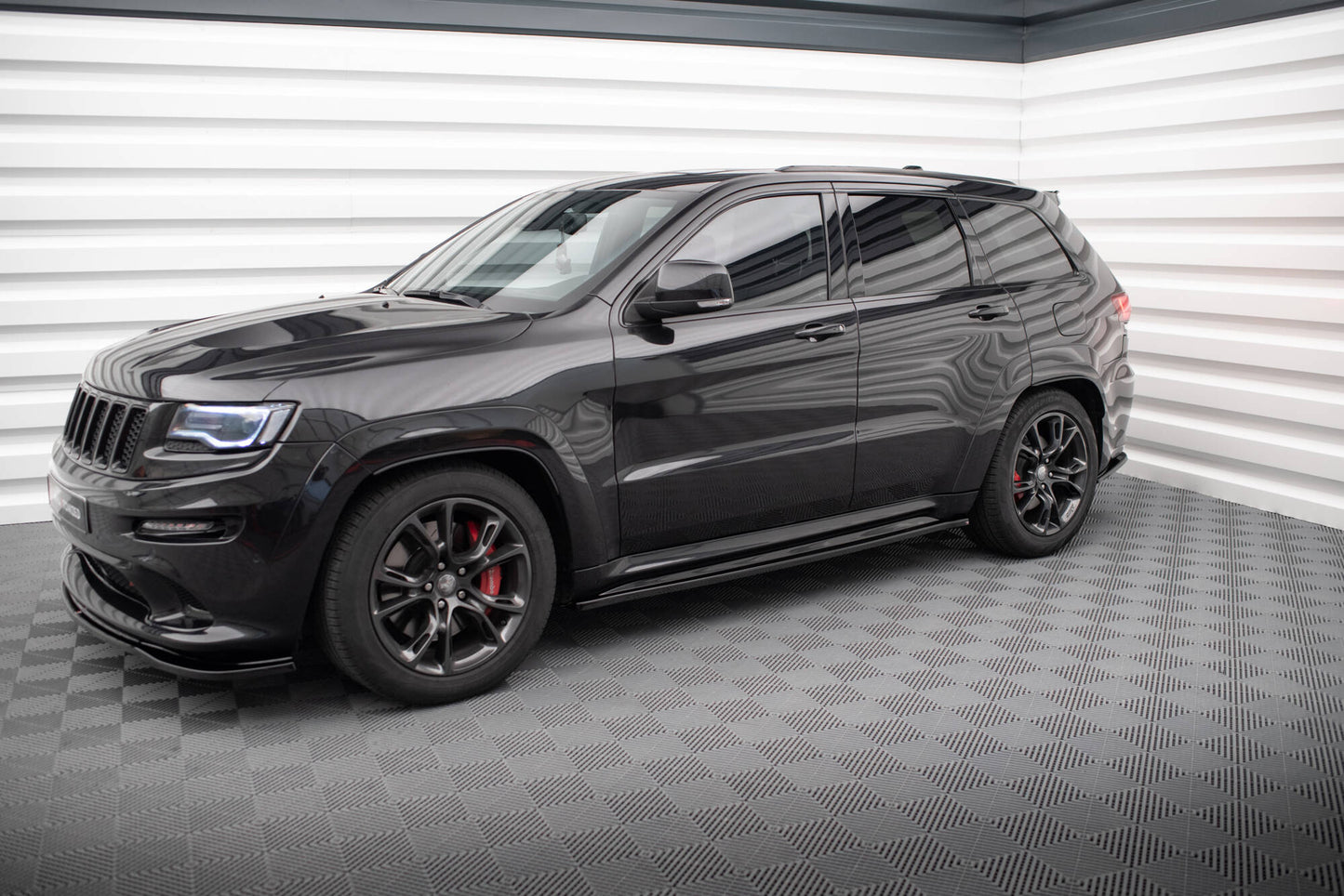 Maxton Seitenschweller Ansatz für Jeep Grand Cherokee SRT WK2 Facelift schwarz Hochglanz