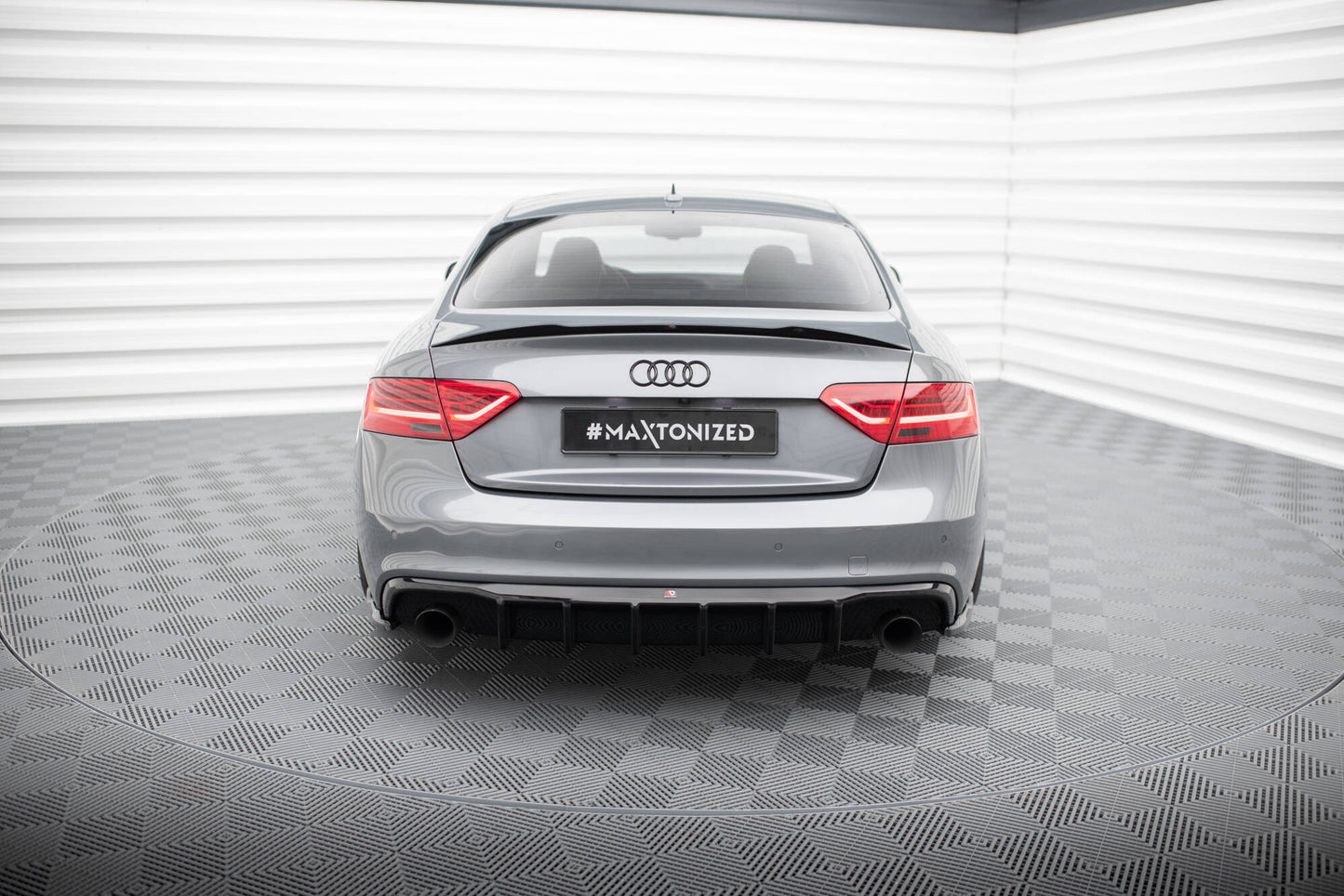 Maxton Diffusor Heck Ansatz für Audi A5 S-Line Coupe / Sportback 8T Facelift (Version mit Einzelauspuff auf beiden Seiten)