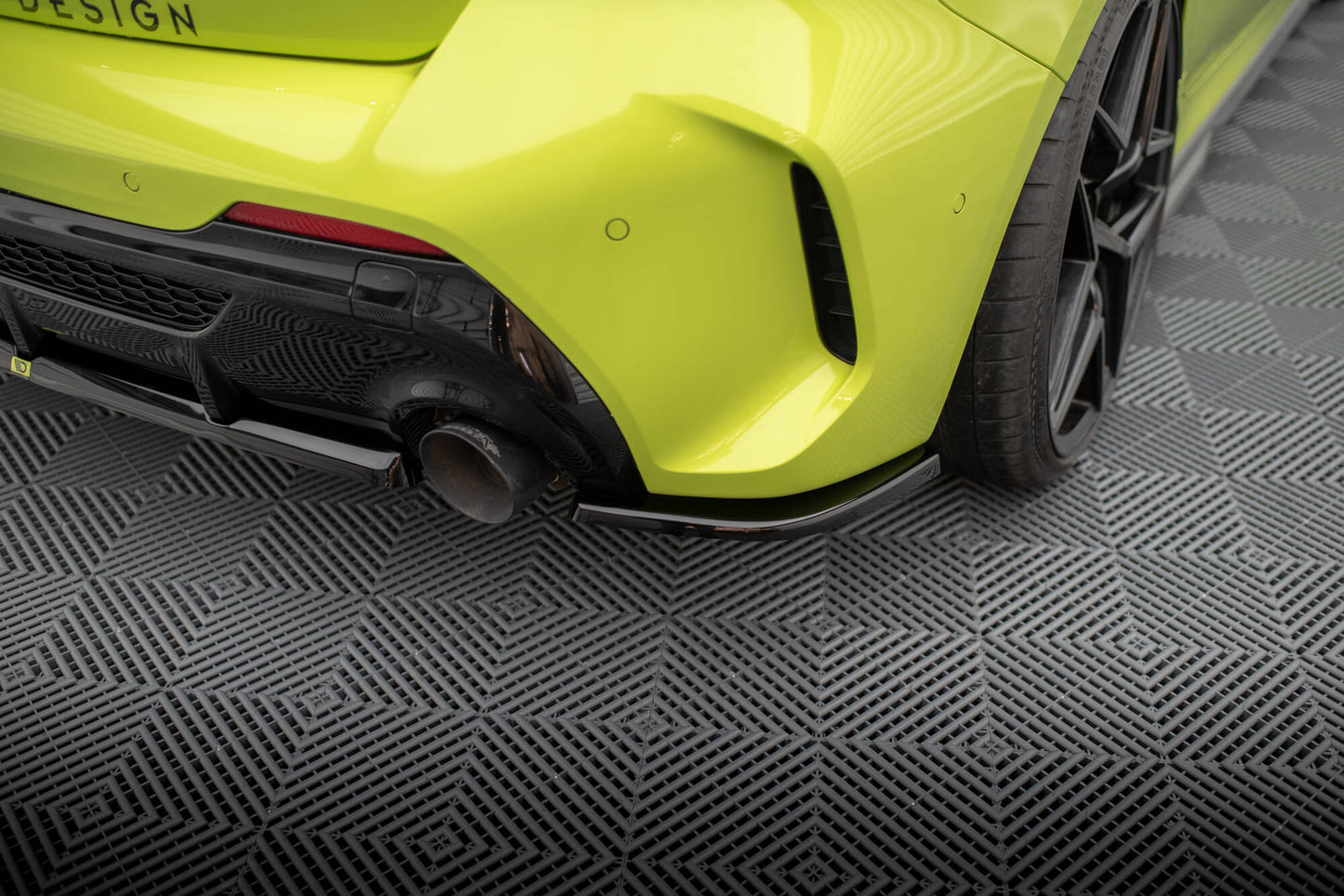 Maxton Heck Ansatz Flaps Diffusor V.7 für BMW 1er M-Paket / M135i F40 schwarz Hochglanz