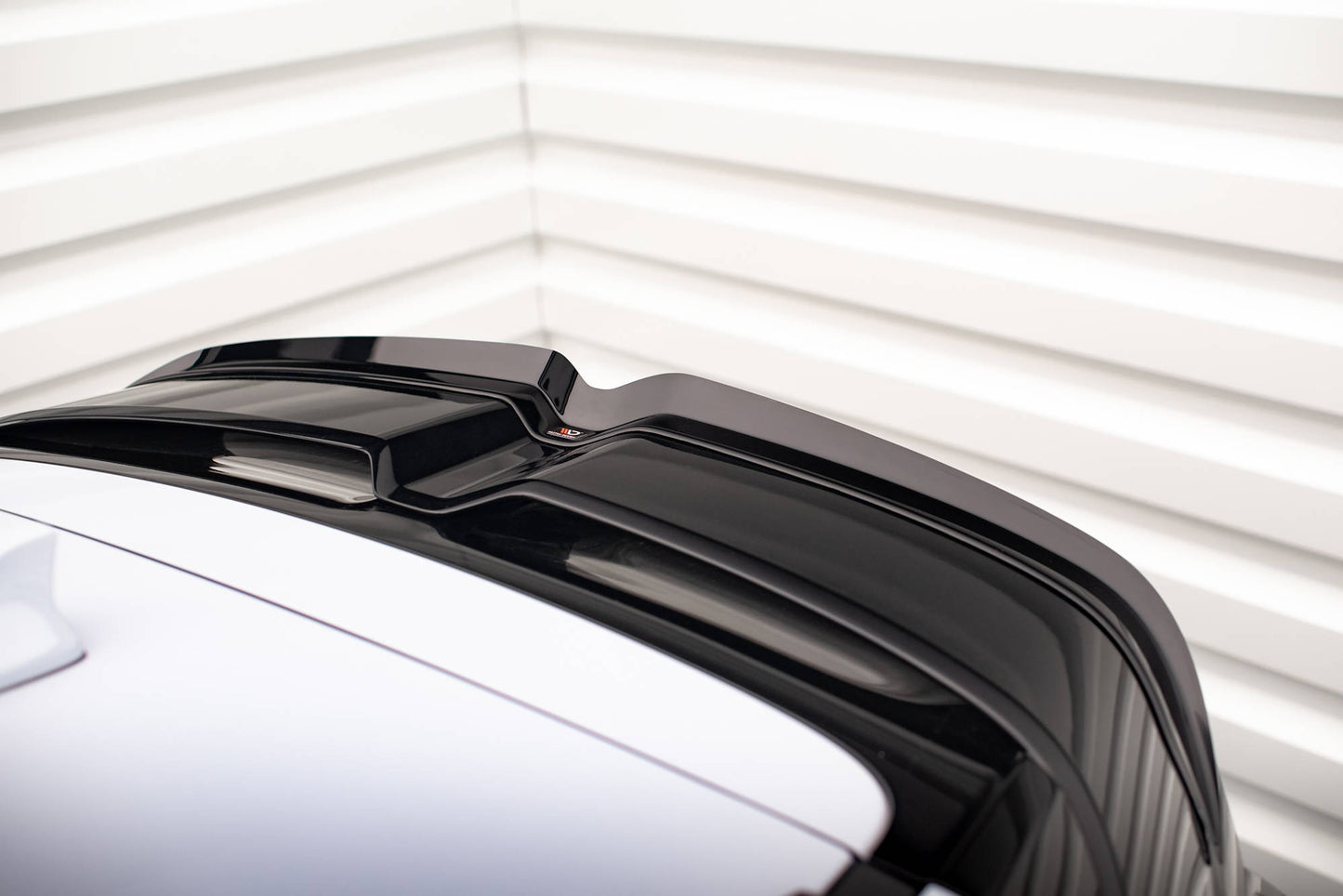 Maxton Spoiler CAP für Hyundai Kona N Mk1 schwarz Hochglanz