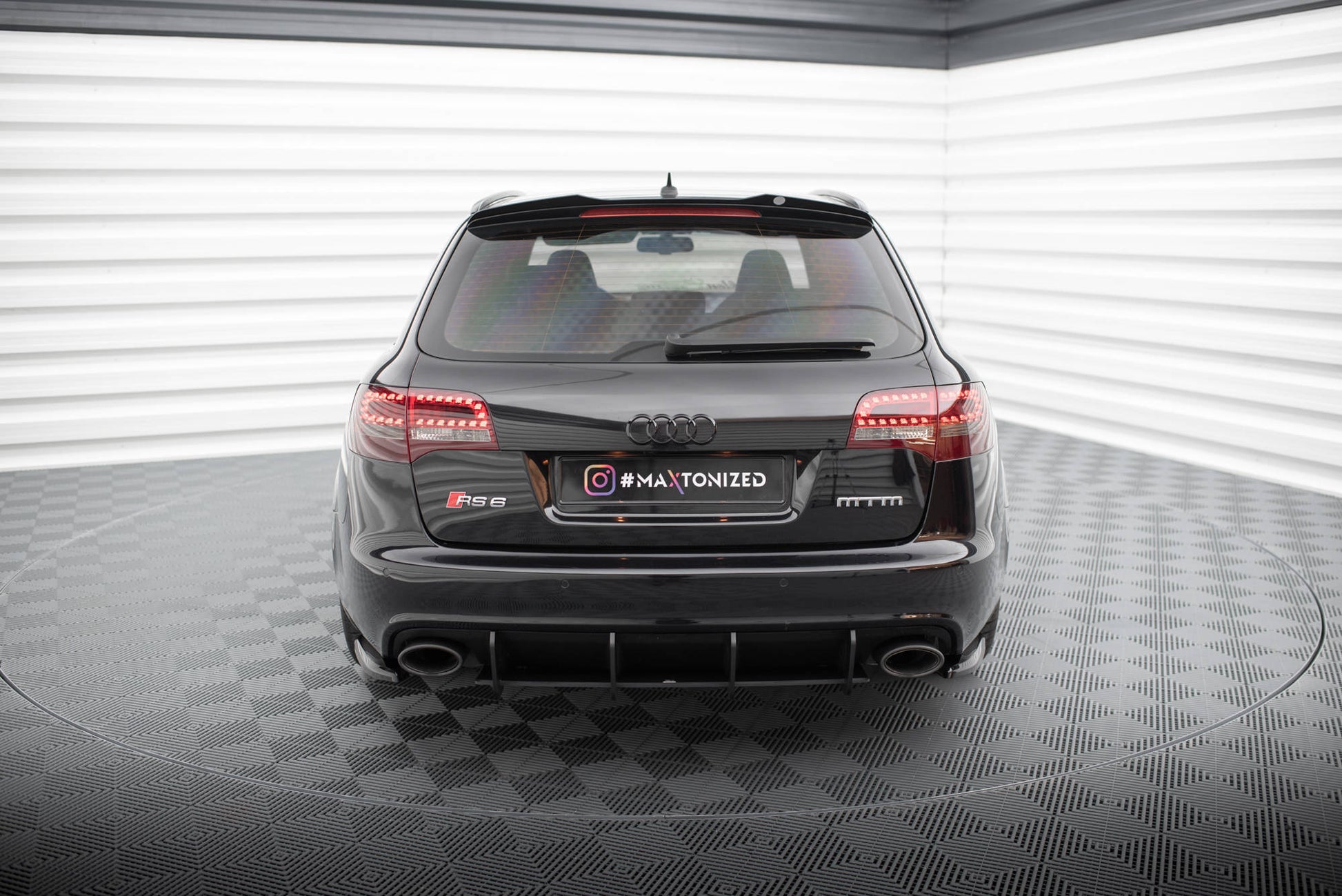 Maxton Heck Ansatz Flaps Diffusor für Audi RS6 Avant C6 schwarz Hochglanz