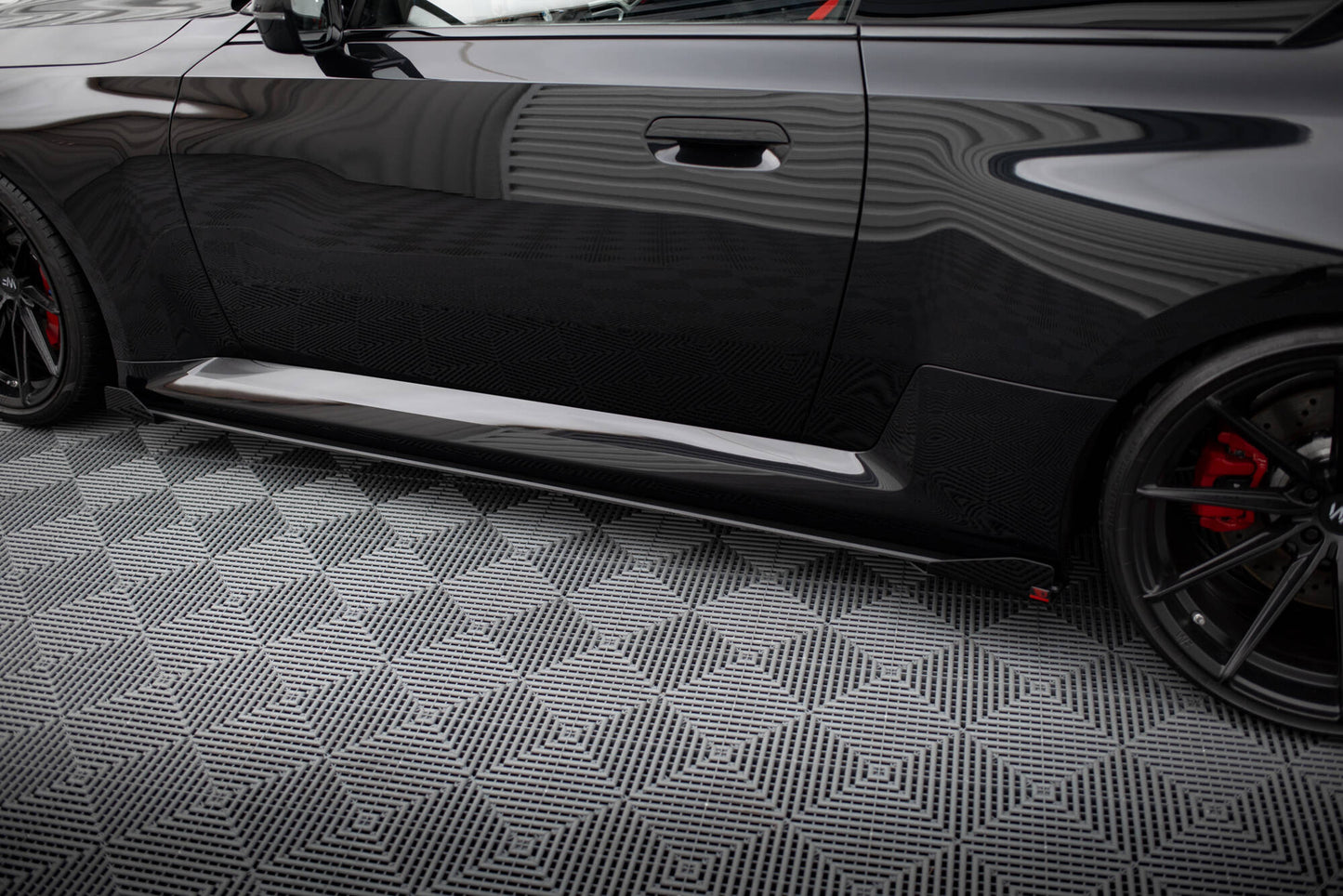 Maxton Street Pro Seitenschweller Ansatz für V.1 für + Flaps BMW M2 G87 schwarz Hochglanz