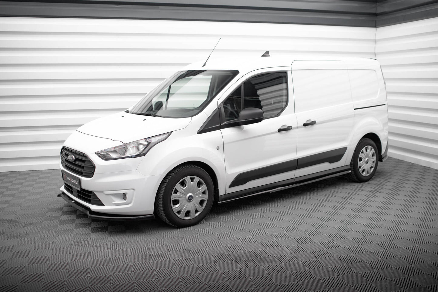 Maxton Seitenschweller Ansatz für Ford Transit Connect Mk2 Facelift schwarz Hochglanz