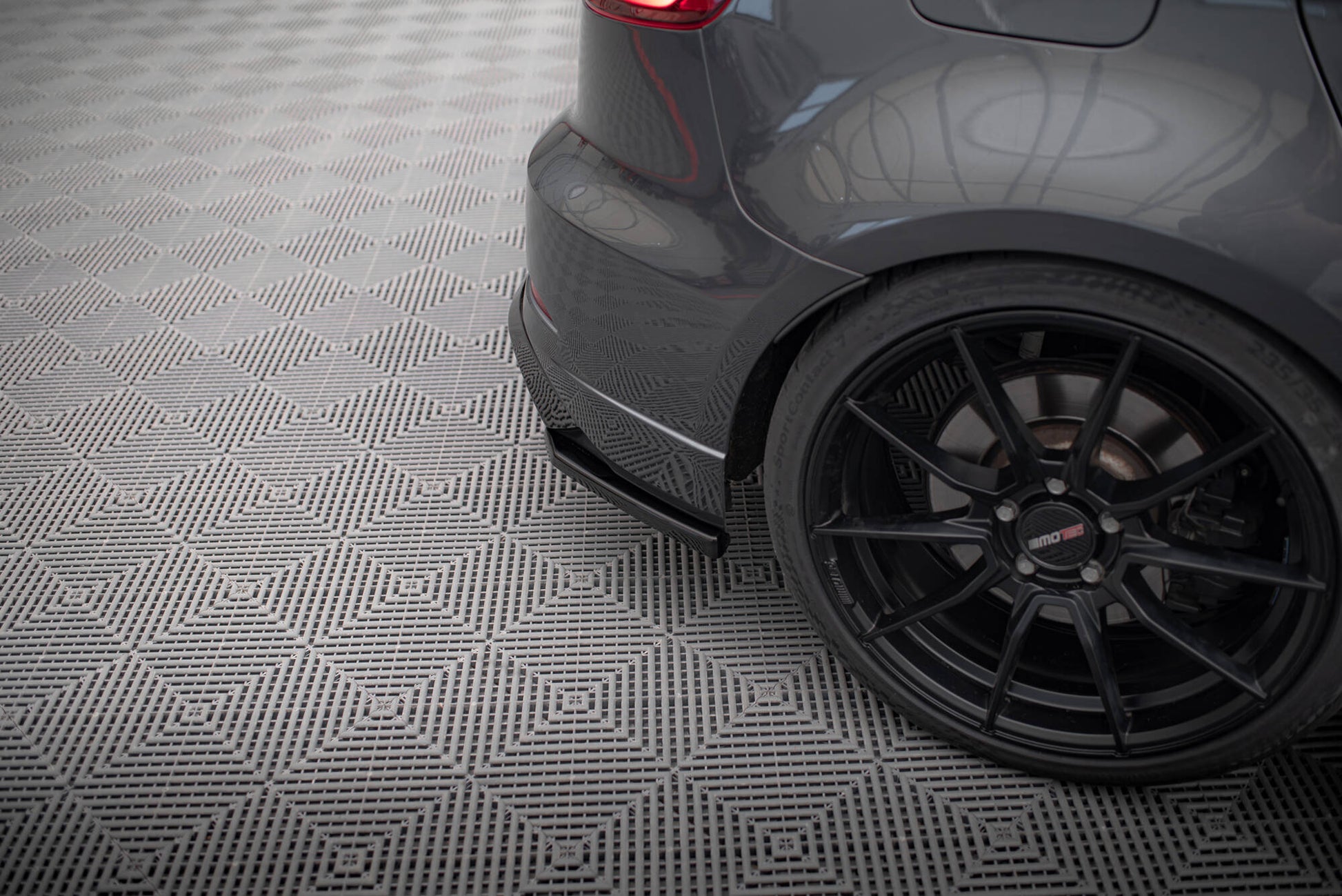 Maxton Heck Ansatz Flaps Diffusor V.2 für Audi S3 / A3 S-Line Sportback 8V Facelift schwarz Hochglanz