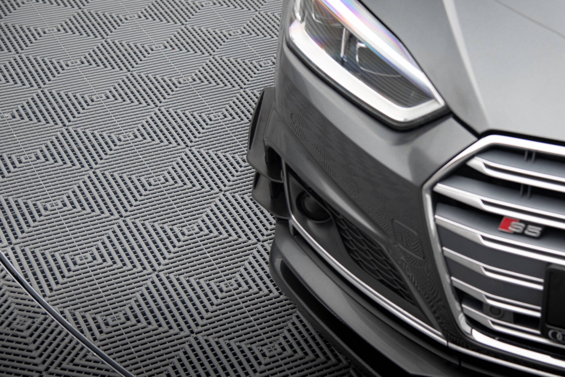 Maxton Stoßstangenflügel vorne (Canards) Audi S5 / A5 S-Line Coupe / Sportback F5