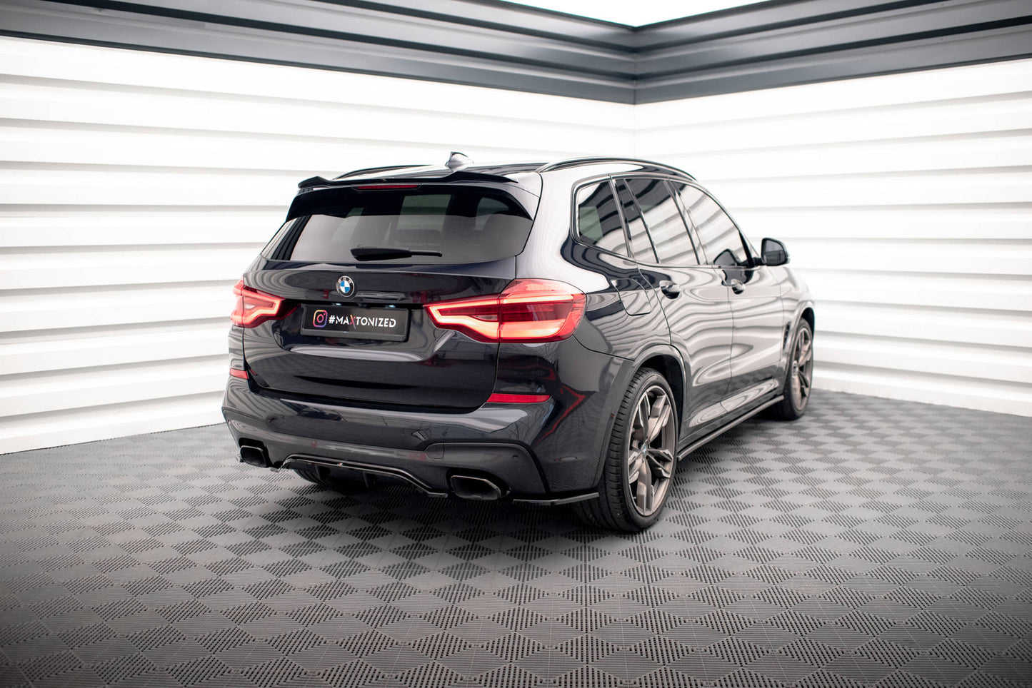 Maxton Heck Ansatz Flaps Diffusor für BMW X3 M40i / M40d G01 schwarz Hochglanz