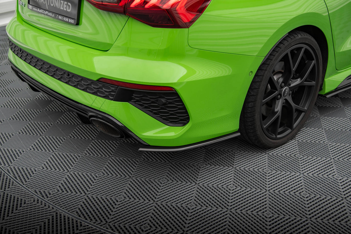 Maxton Carbon Fiber Heck Ansatz Flaps Diffusor für Audi RS3 Limousine 8Y
