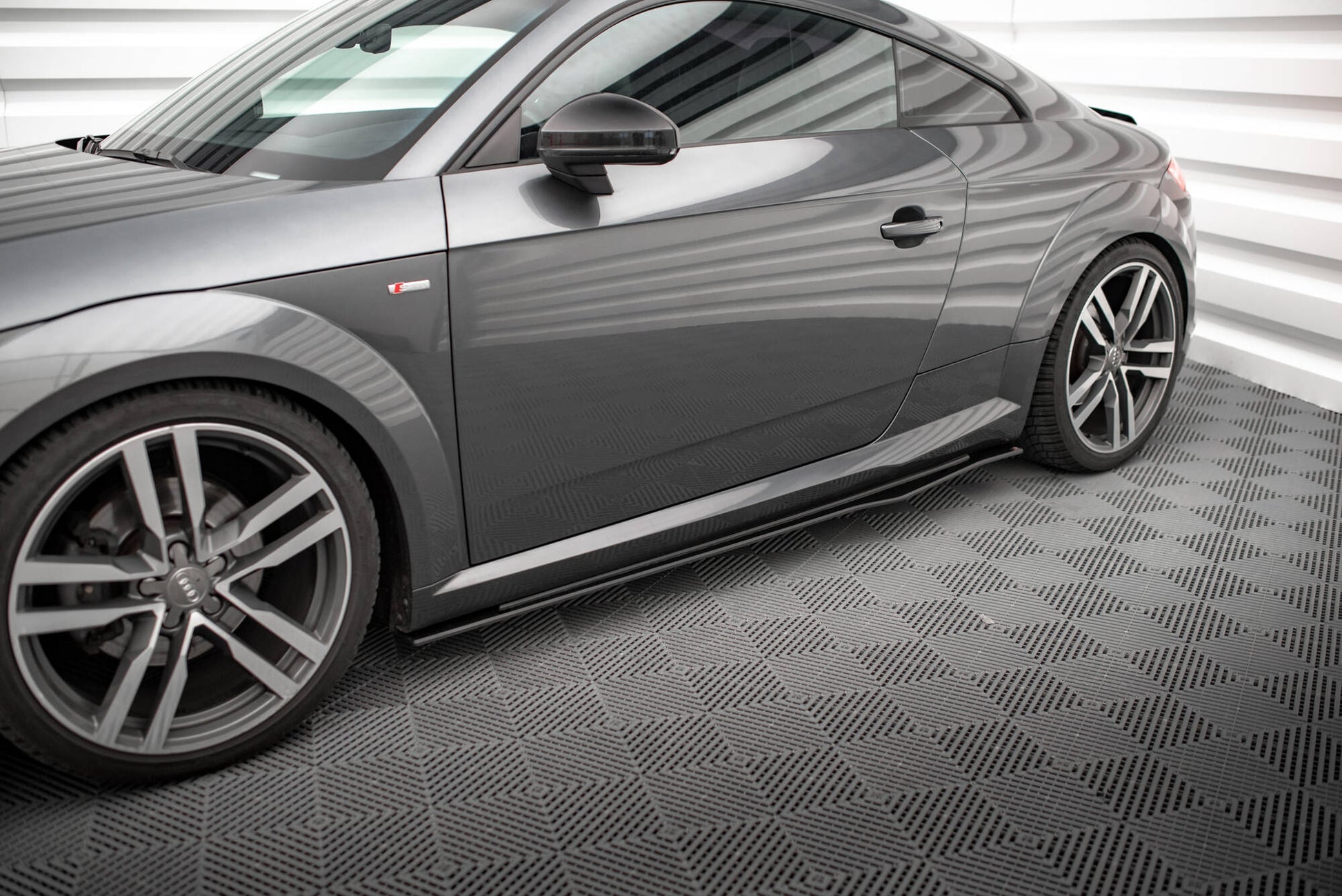 Maxton Street Pro Seitenschweller Ansatz für Audi TT S / S-Line 8S