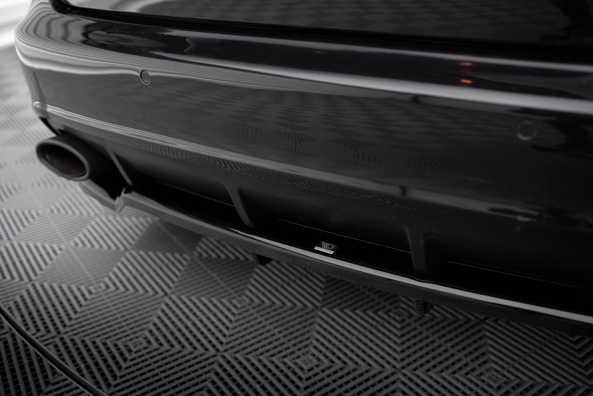 Maxton Mittlerer Diffusor Heck Ansatz DTM Look für Audi RS6 Avant C6 schwarz Hochglanz