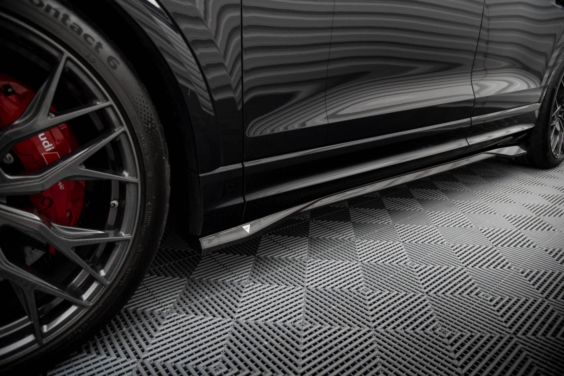 Maxton Carbon Fiber Seitenschweller Audi RSQ8 Mk1