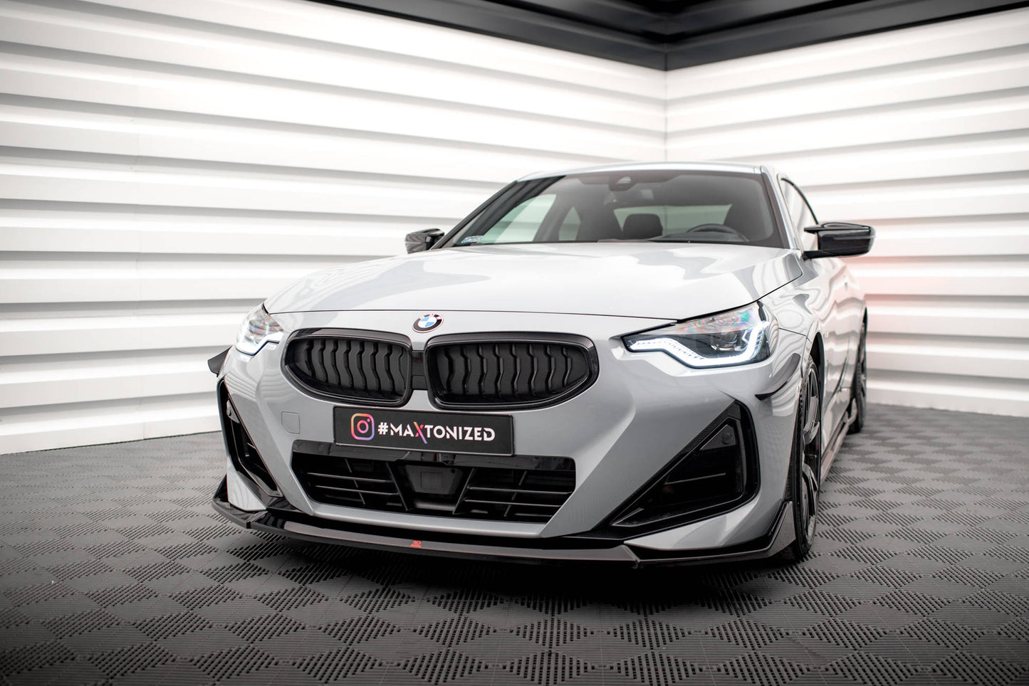 Maxton Front Ansatz V.3 für BMW 2 Coupe M-Paket / M240i G42 schwarz Hochglanz