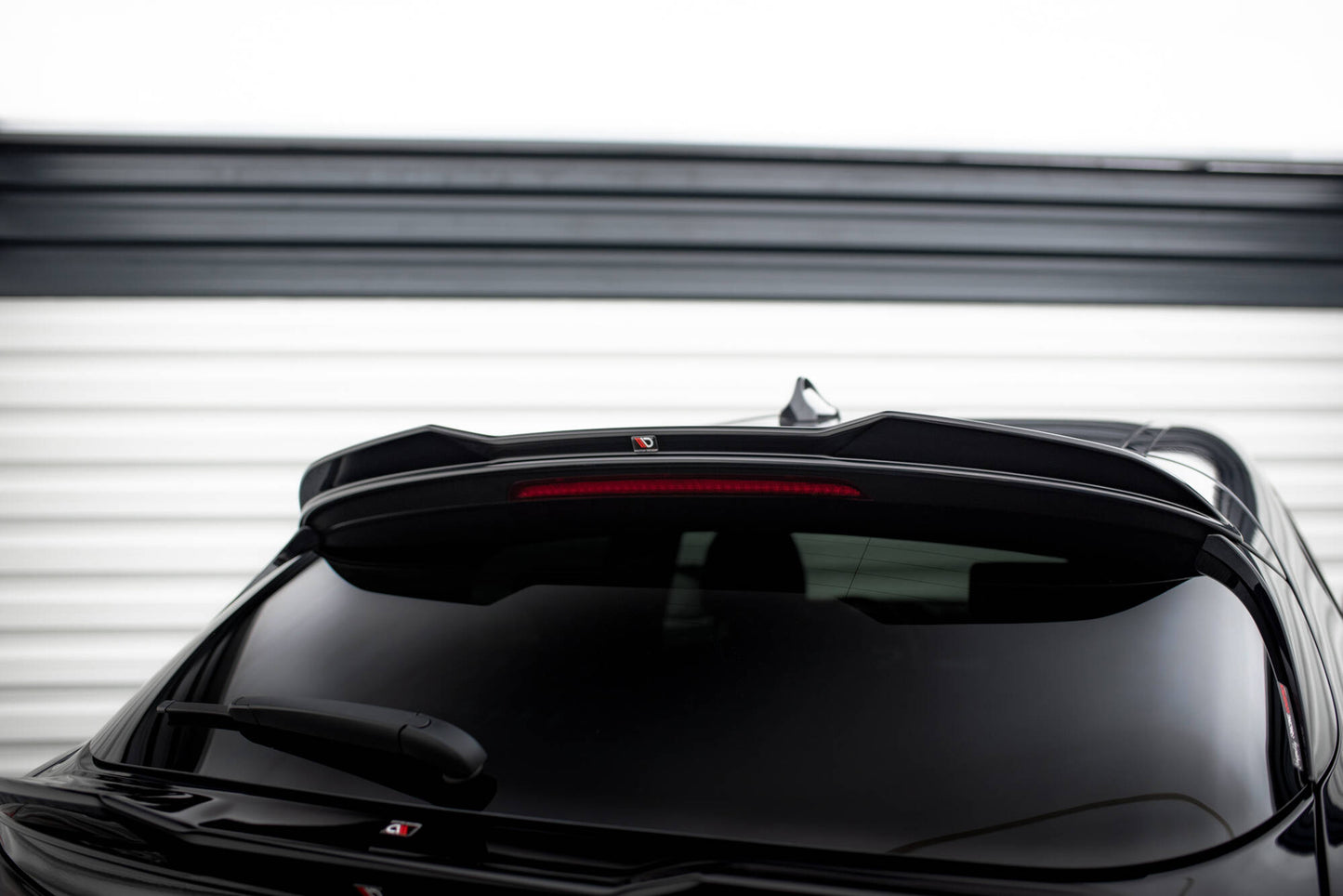 Maxton Höher Spoiler CAP für 3D Alfa Romeo Stelvio Quadrifoglio Mk1 schwarz Hochglanz