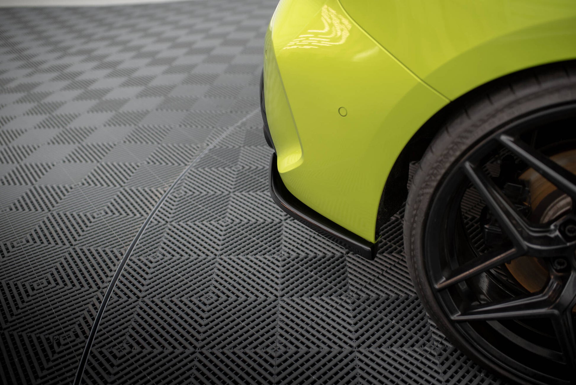 Maxton Heck Ansatz Flaps Diffusor V.7 für BMW 1er M-Paket / M135i F40 schwarz Hochglanz
