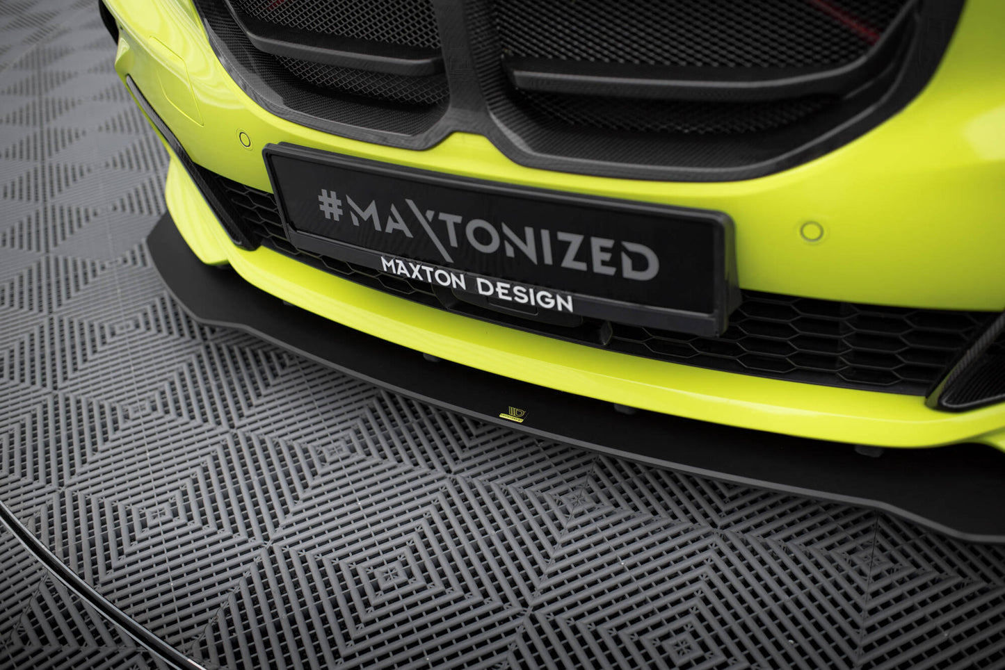 Maxton Street Pro Front Ansatz für für BMW 1er F40 M-Paket / M135i