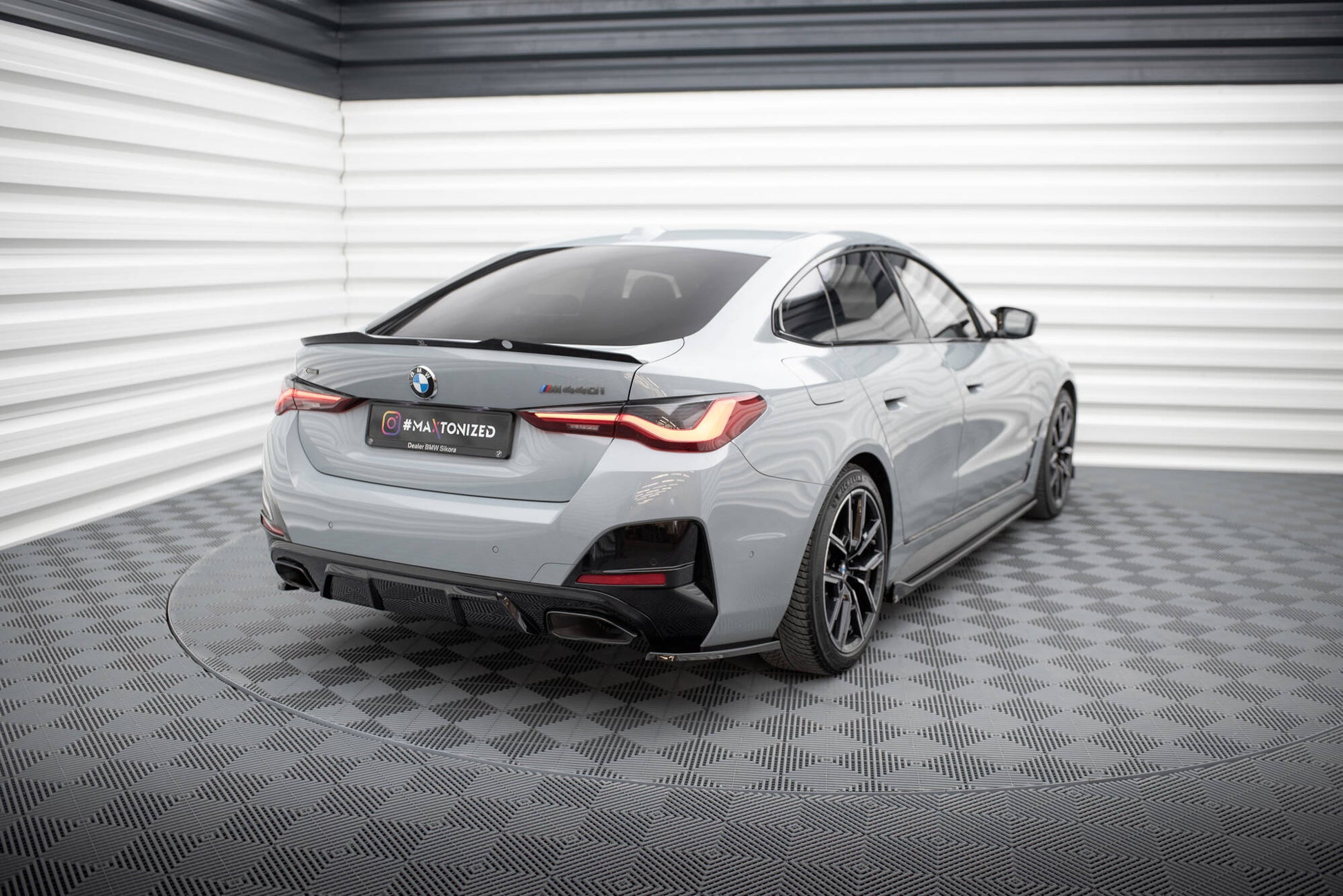 Maxton Heck Ansatz Flaps Diffusor V.1 für BMW M440i Gran Coupe G26 schwarz Hochglanz