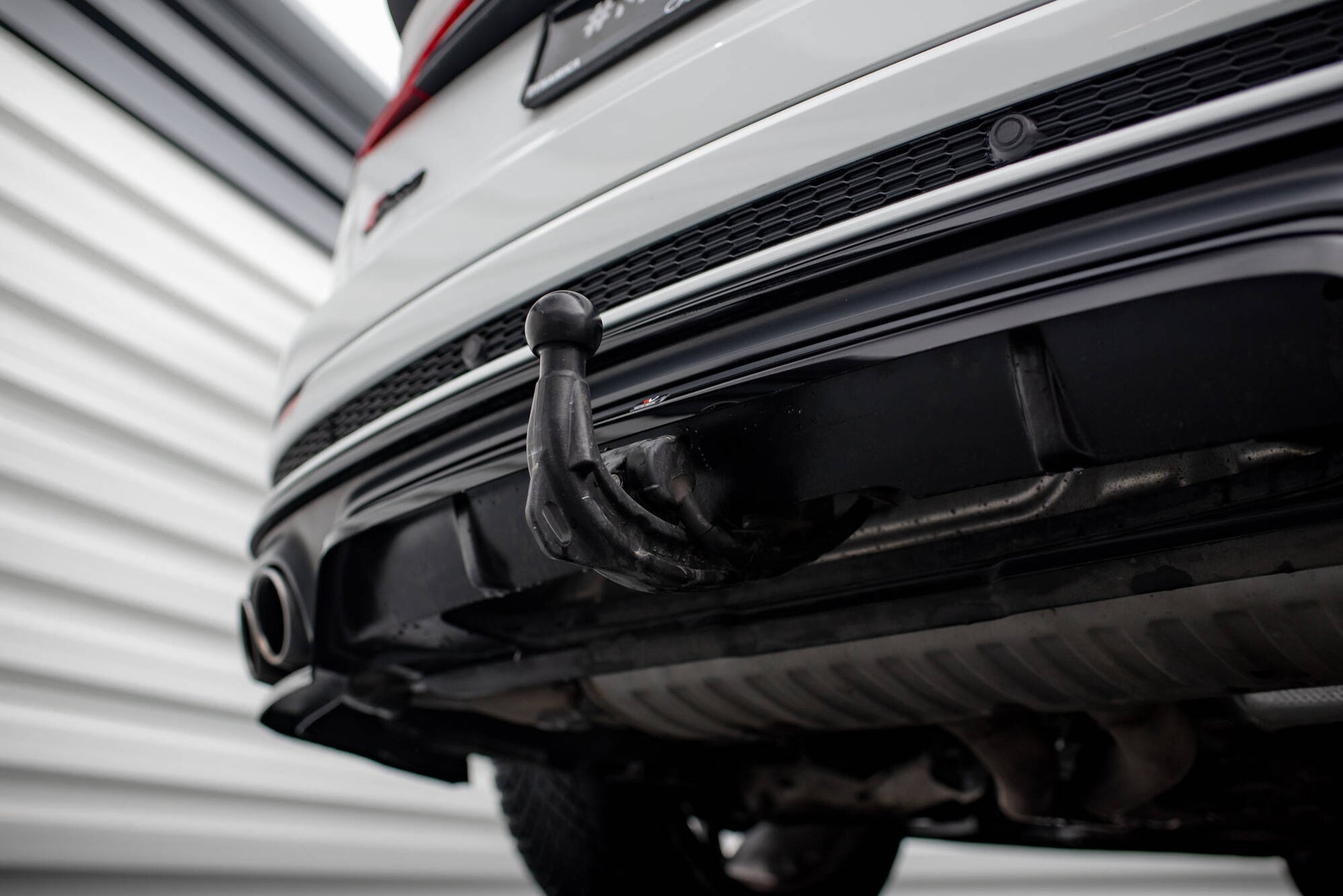 Maxton Mittlerer Diffusor Heck Ansatz DTM Look für Audi SQ8 Mk1  schwarz Hochglanz