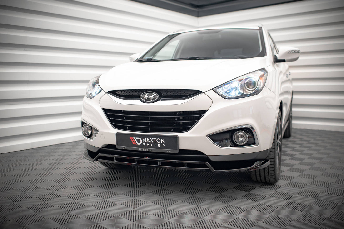Maxton Front Ansatz für Hyundai ix35 Mk1 schwarz Hochglanz