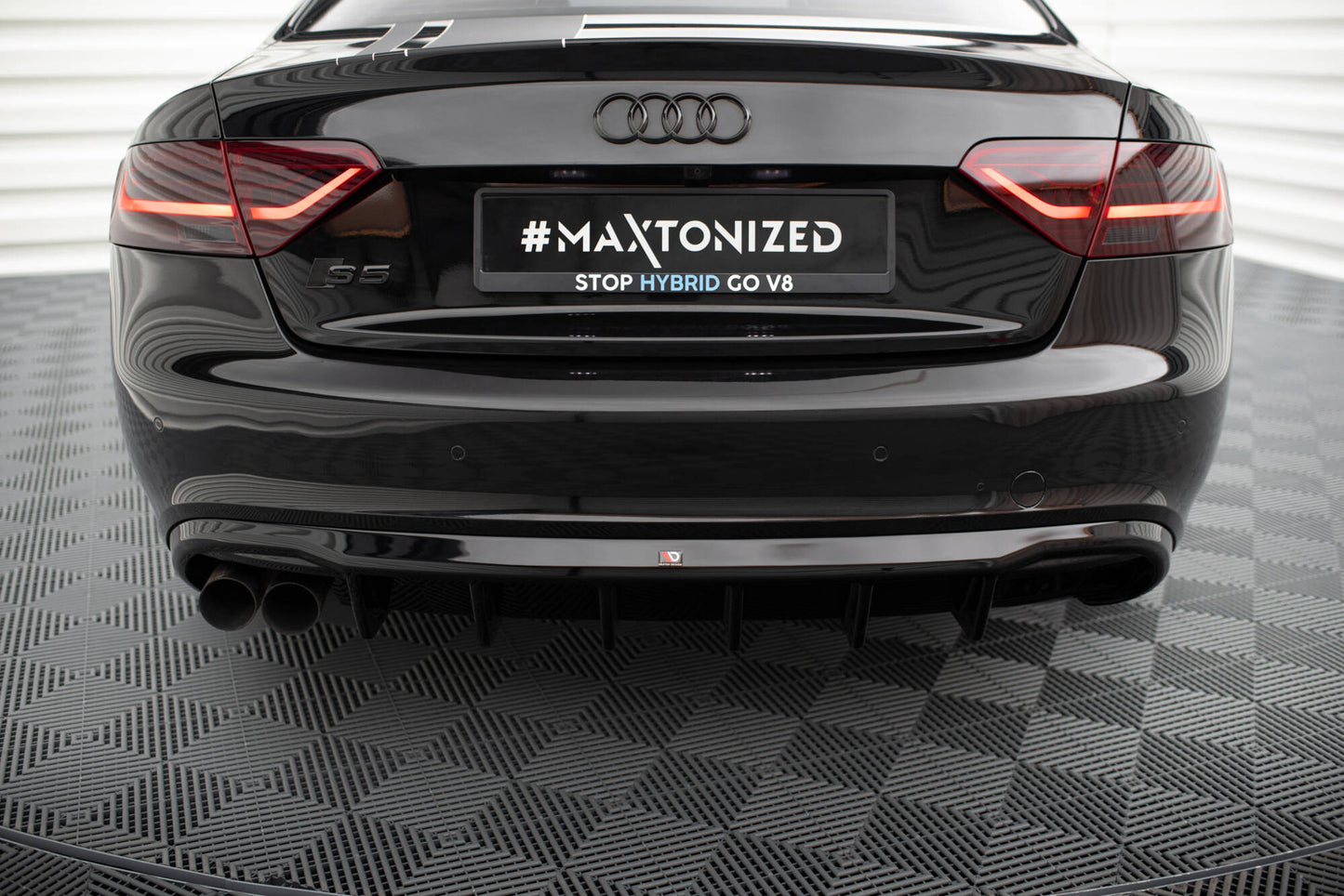 Maxton Diffusor Heck Ansatz für Audi A5 Coupe / Cabrio S-Line 8T (Einseitige Doppelauspuffversion)