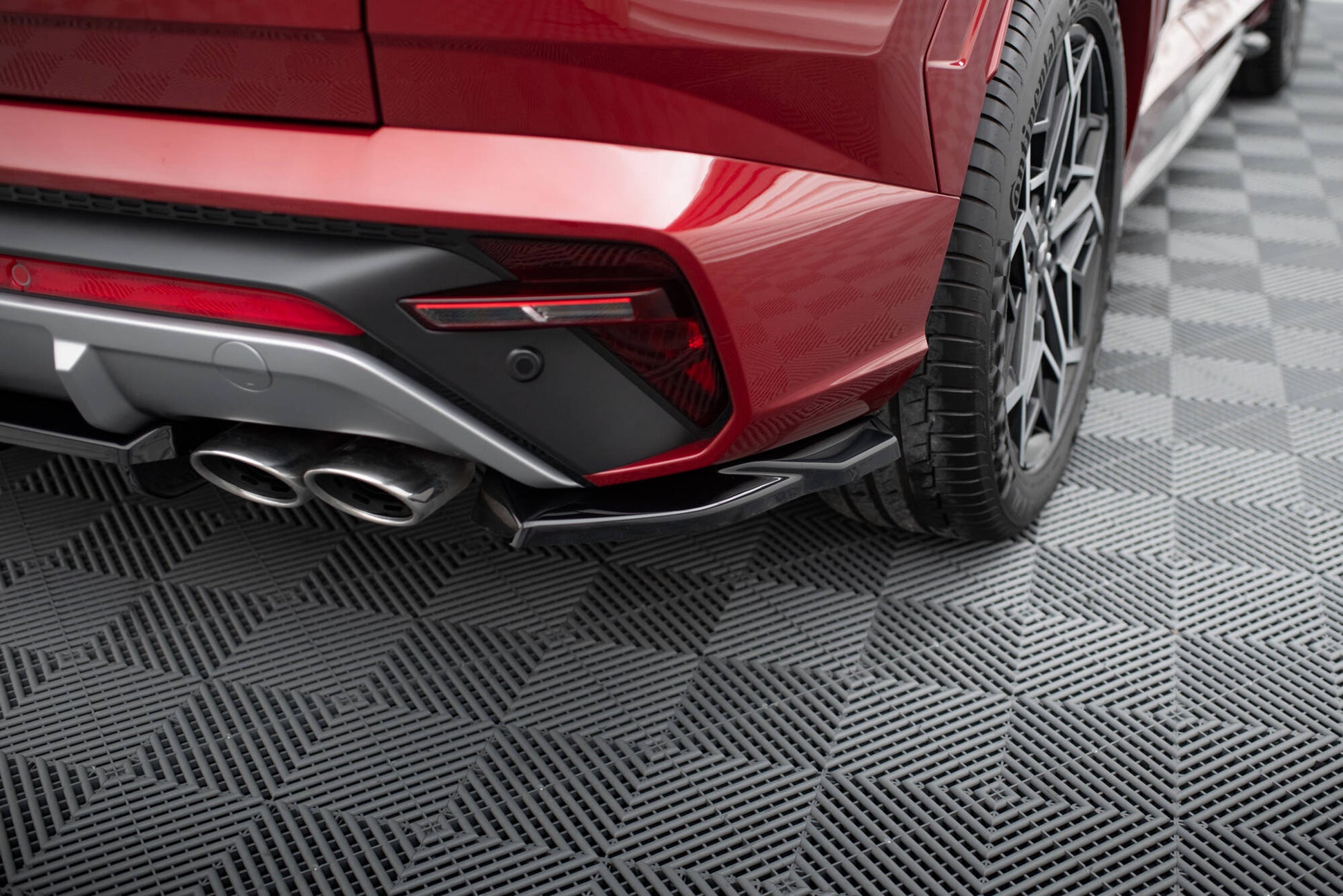 Maxton Mittlerer Diffusor Heck Ansatz DTM Look für Hyundai Tucson N-Line Mk4 schwarz Hochglanz