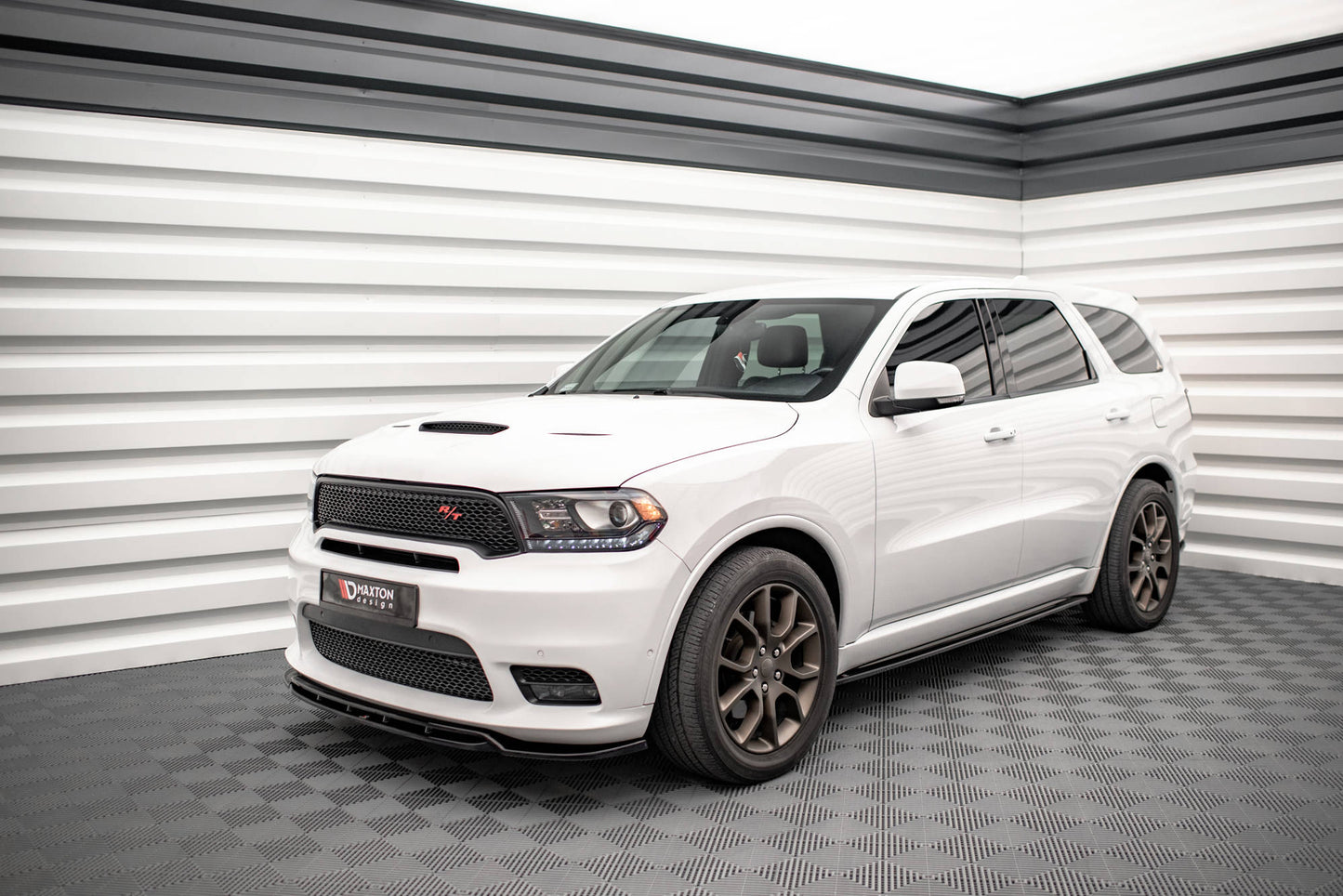 Maxton Front Ansatz V.1 für Dodge Durango RT / SRT Mk3 Facelift schwarz Hochglanz