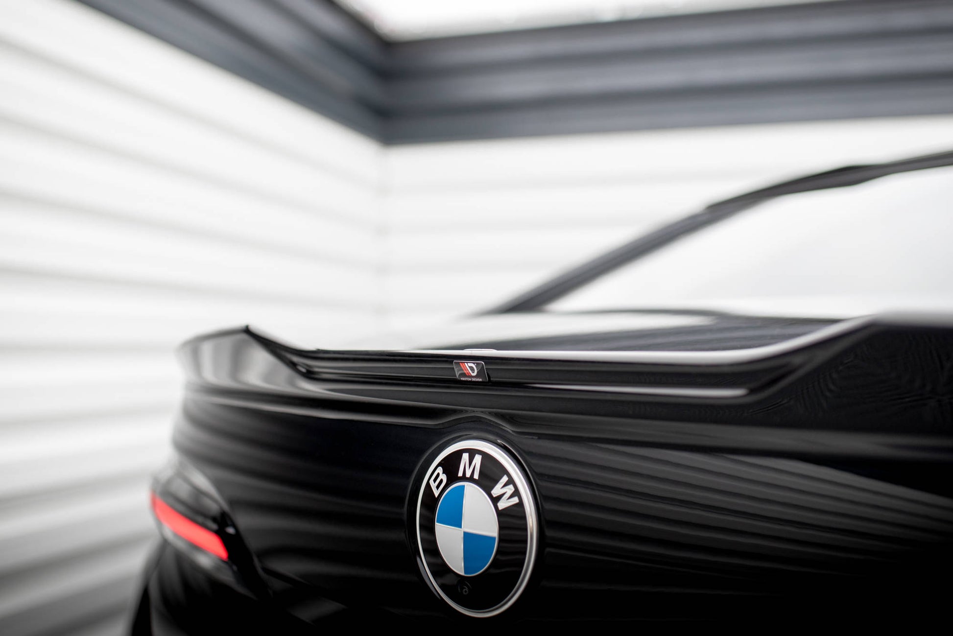Maxton Spoiler CAP für 3D BMW 7 M-Paket / M760e / i7 M-Paket / 7 Standard G70 schwarz Hochglanz