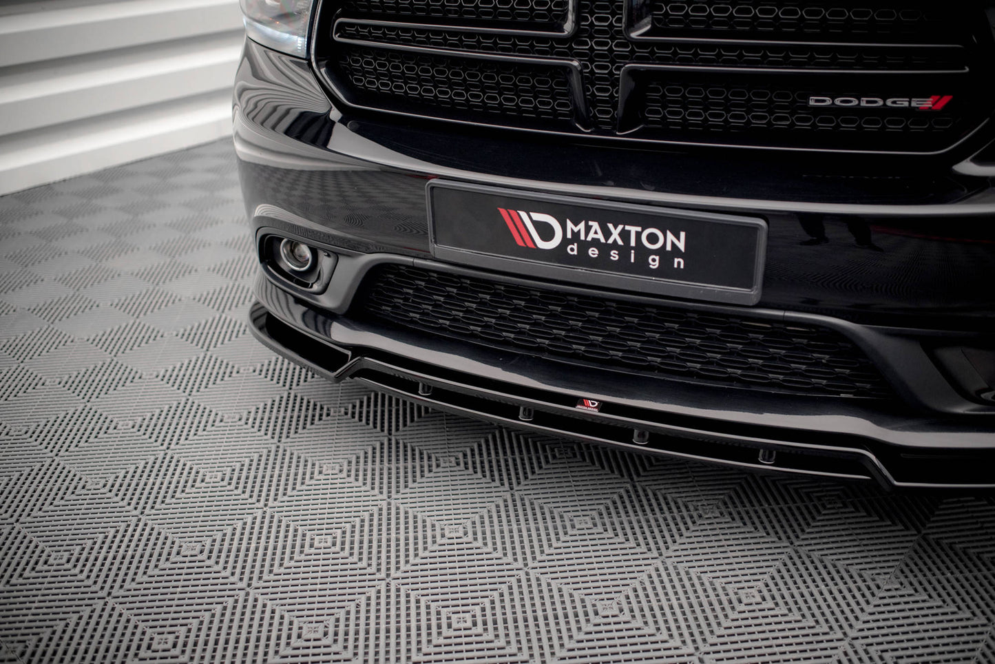 Maxton Front Ansatz für Dodge Durango RT Mk3 schwarz Hochglanz