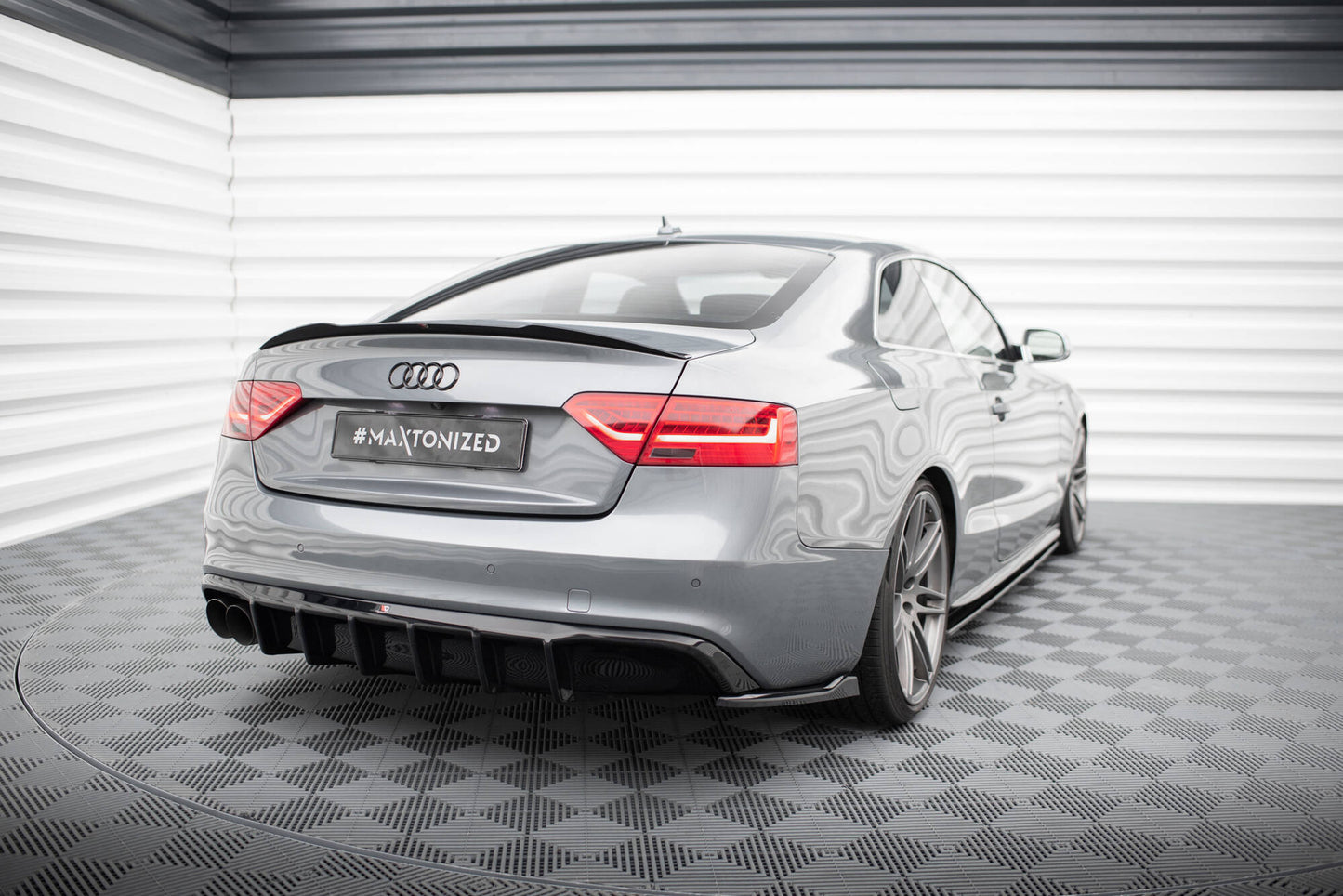 Maxton Diffusor Heck Ansatz für Audi A5 S-Line Coupe / Sportback 8T Facelift (Einseitige Doppelauspuffversion)