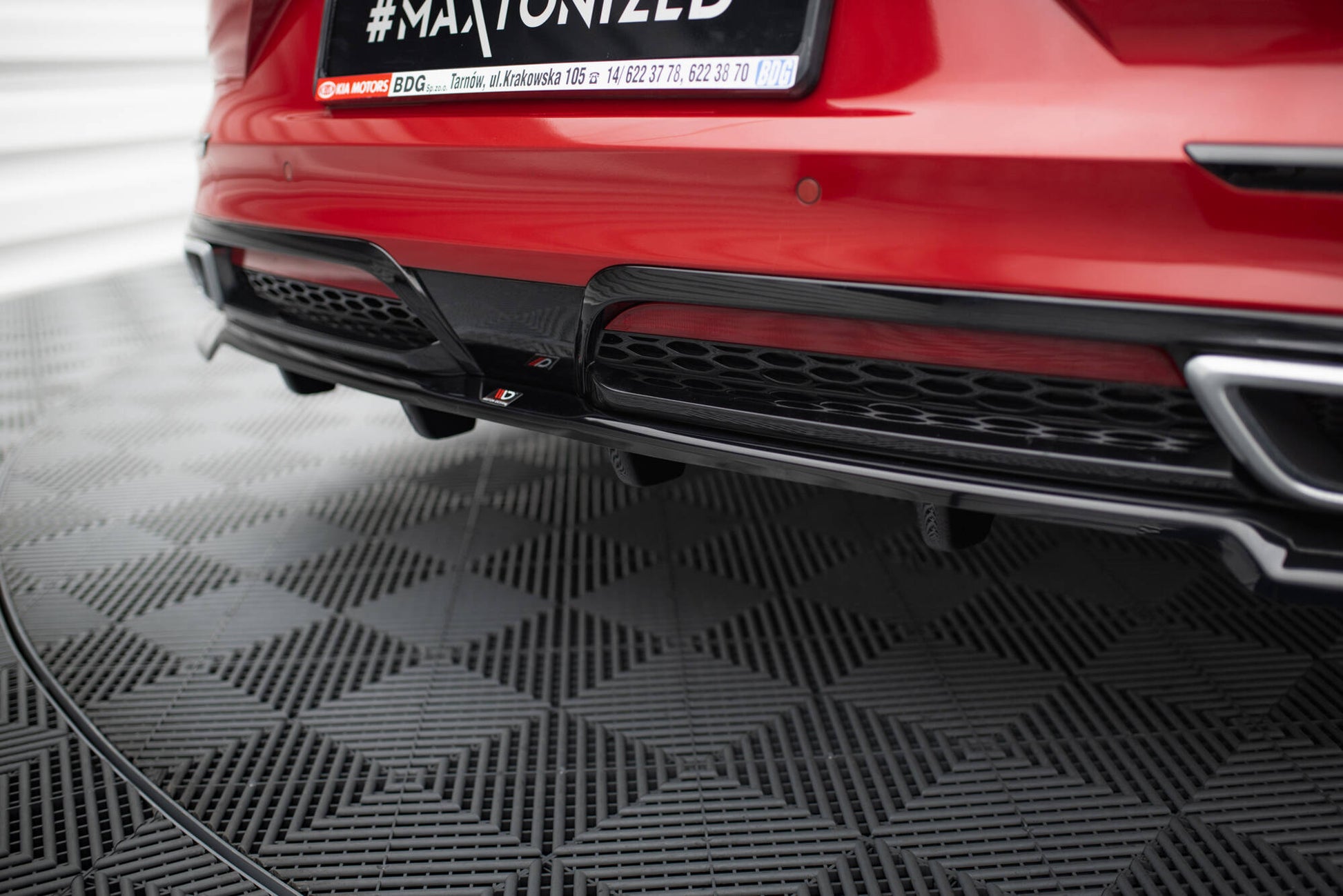 Maxton Mittlerer Diffusor Heck Ansatz DTM Look für Kia ProCeed GT-Line Mk1  schwarz Hochglanz
