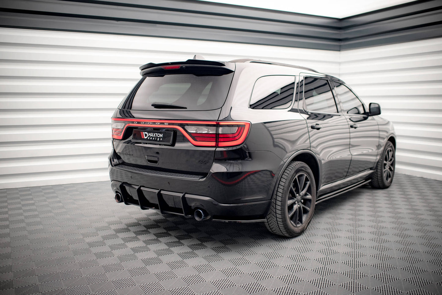 Maxton Street Pro Heckschürze V.2 für Dodge Durango RT Mk3