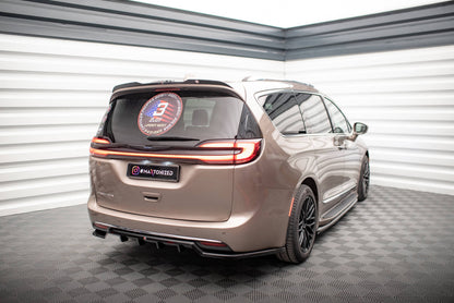 Maxton Spoiler CAP für Chrysler Pacifica Mk2 schwarz Hochglanz